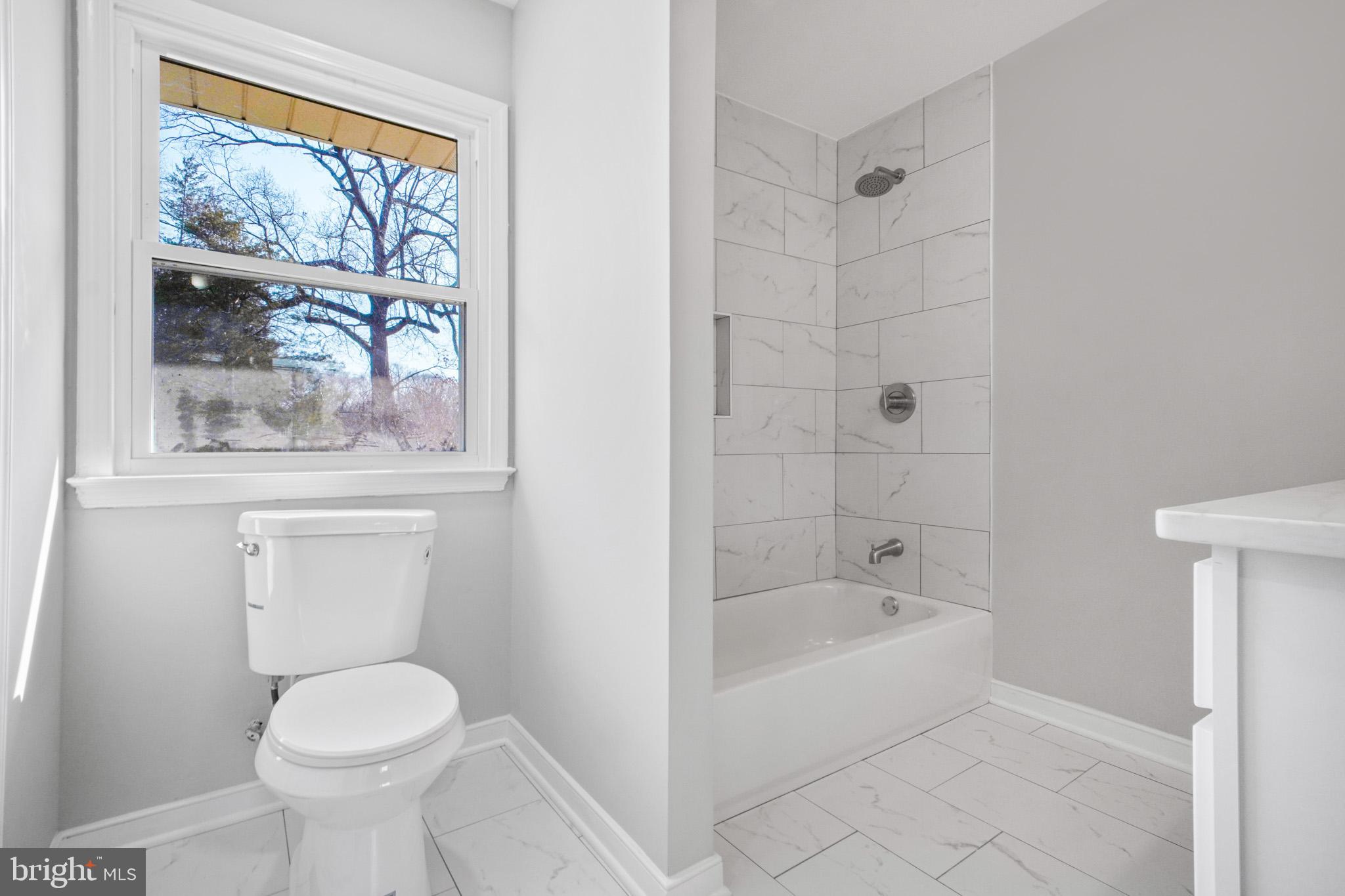 HAMPSTEAD VILLAGE - Residential