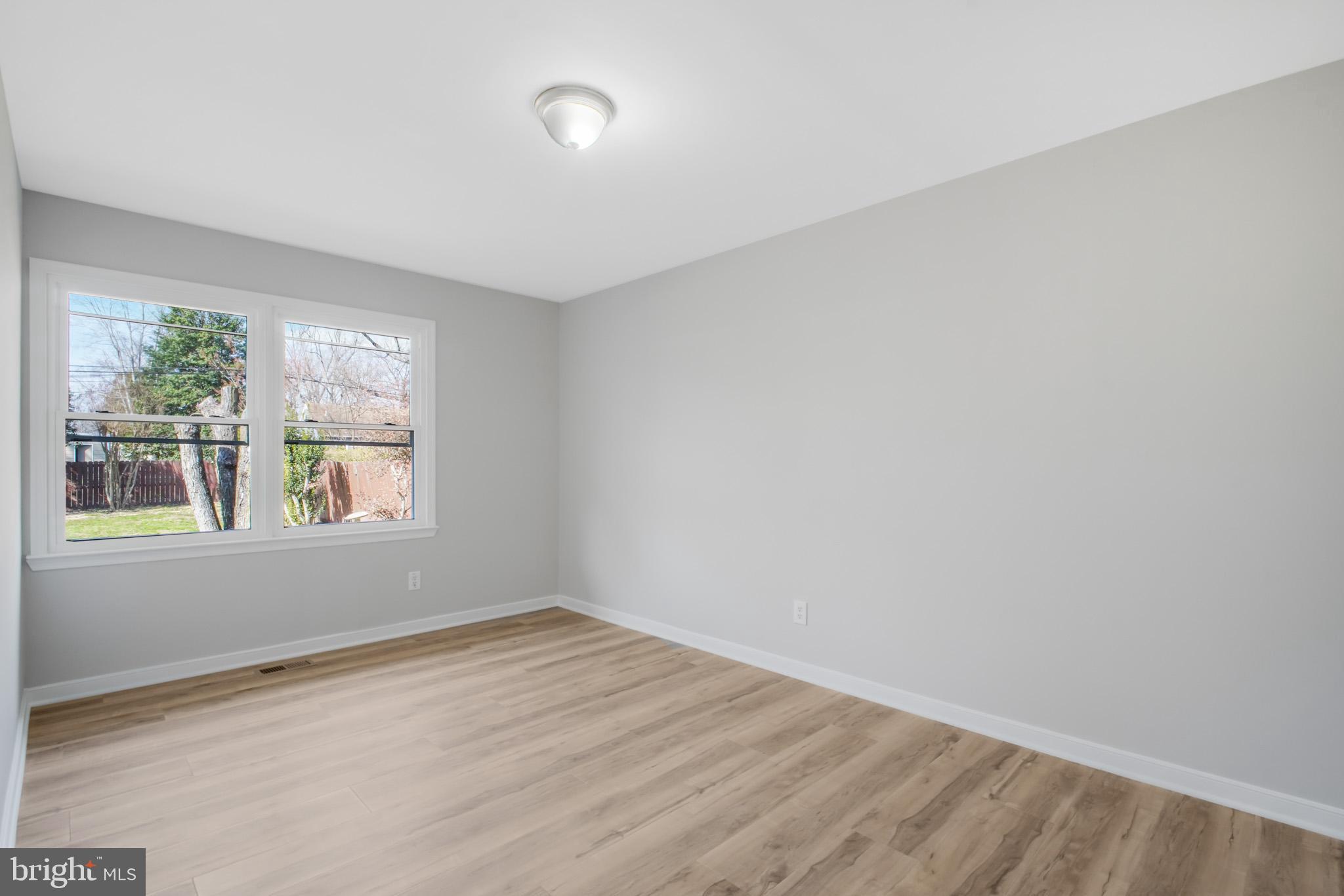 HAMPSTEAD VILLAGE - Residential