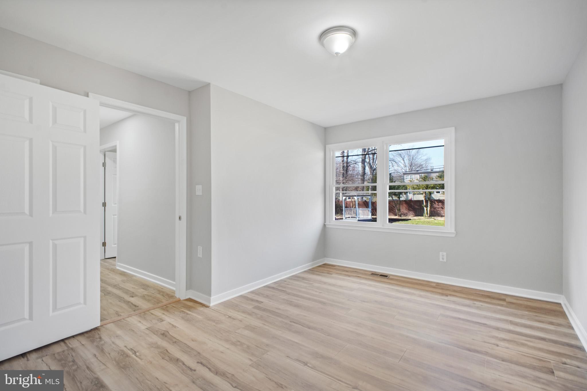 HAMPSTEAD VILLAGE - Residential