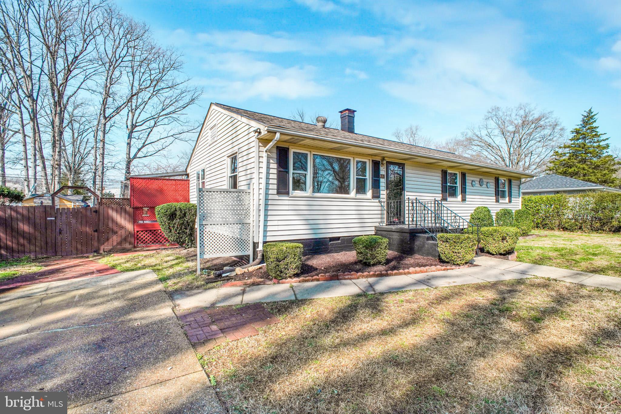 HAMPSTEAD VILLAGE - Residential