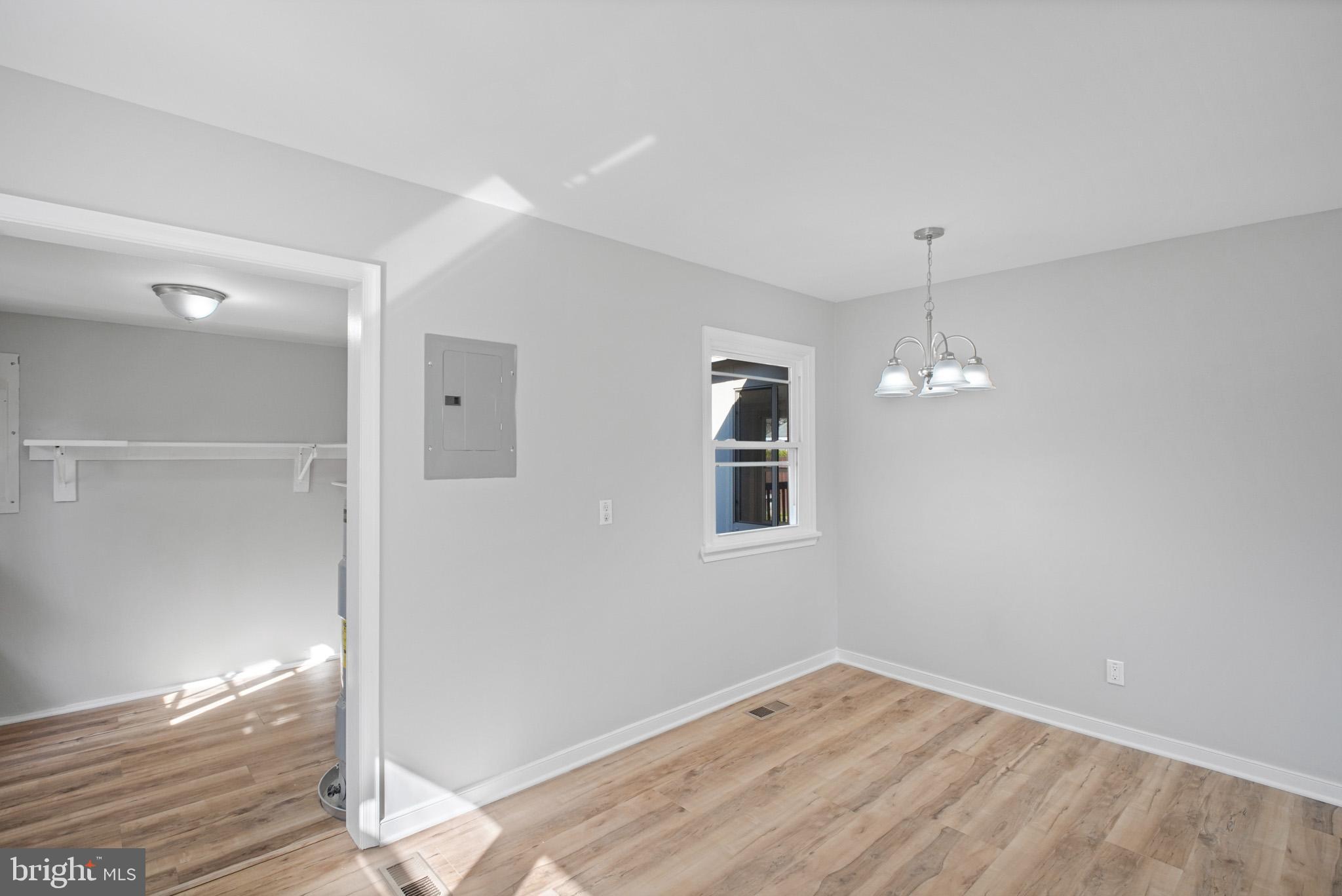 HAMPSTEAD VILLAGE - Residential