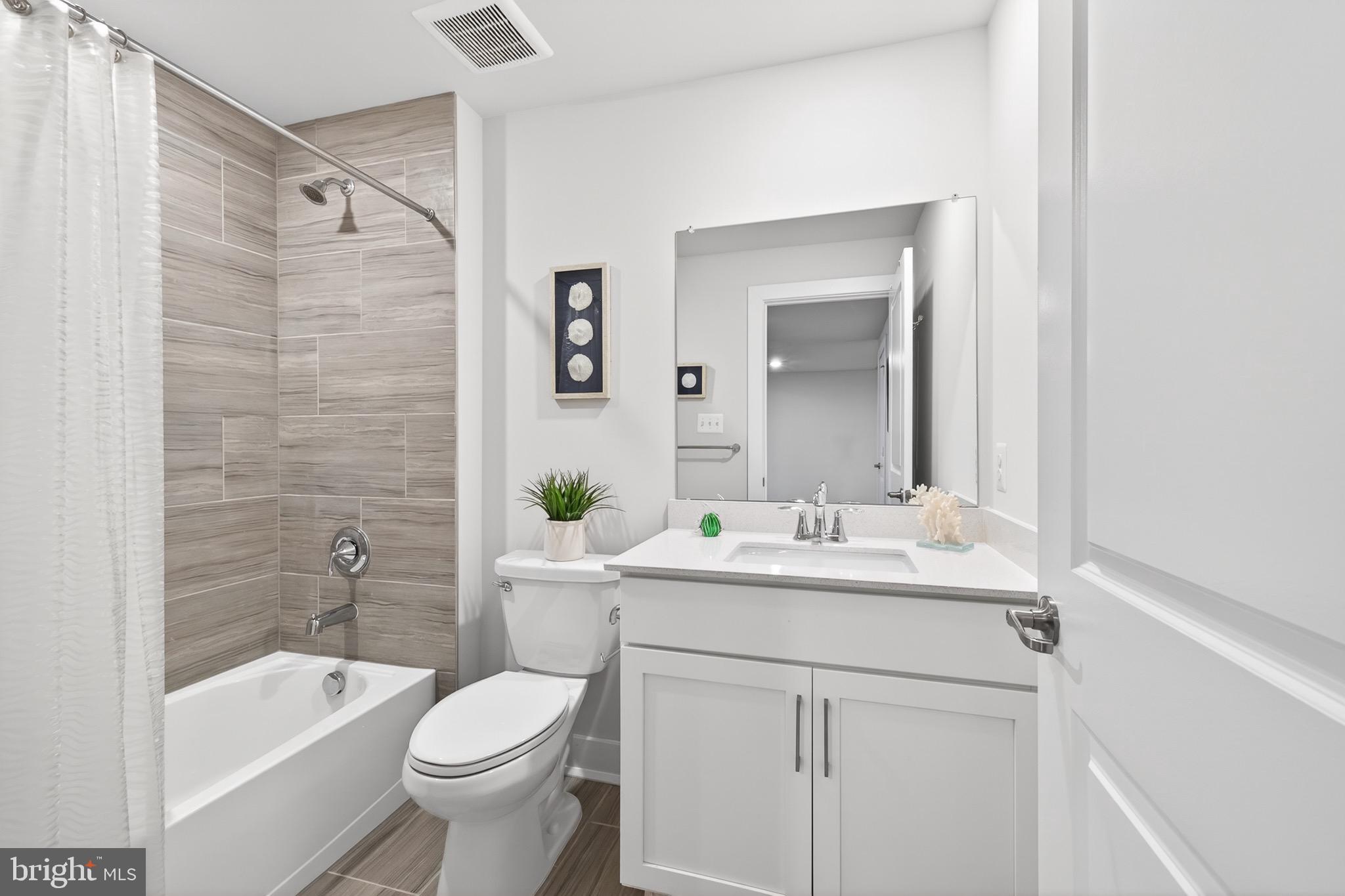 HILLVIEW - Residential