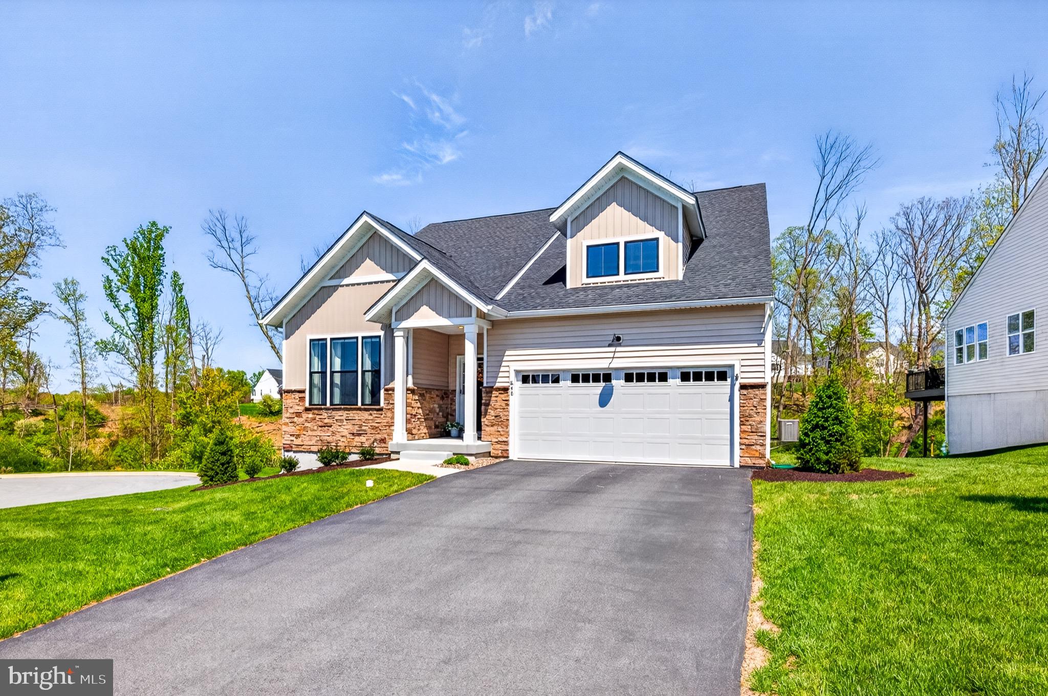 48 HERON LANE