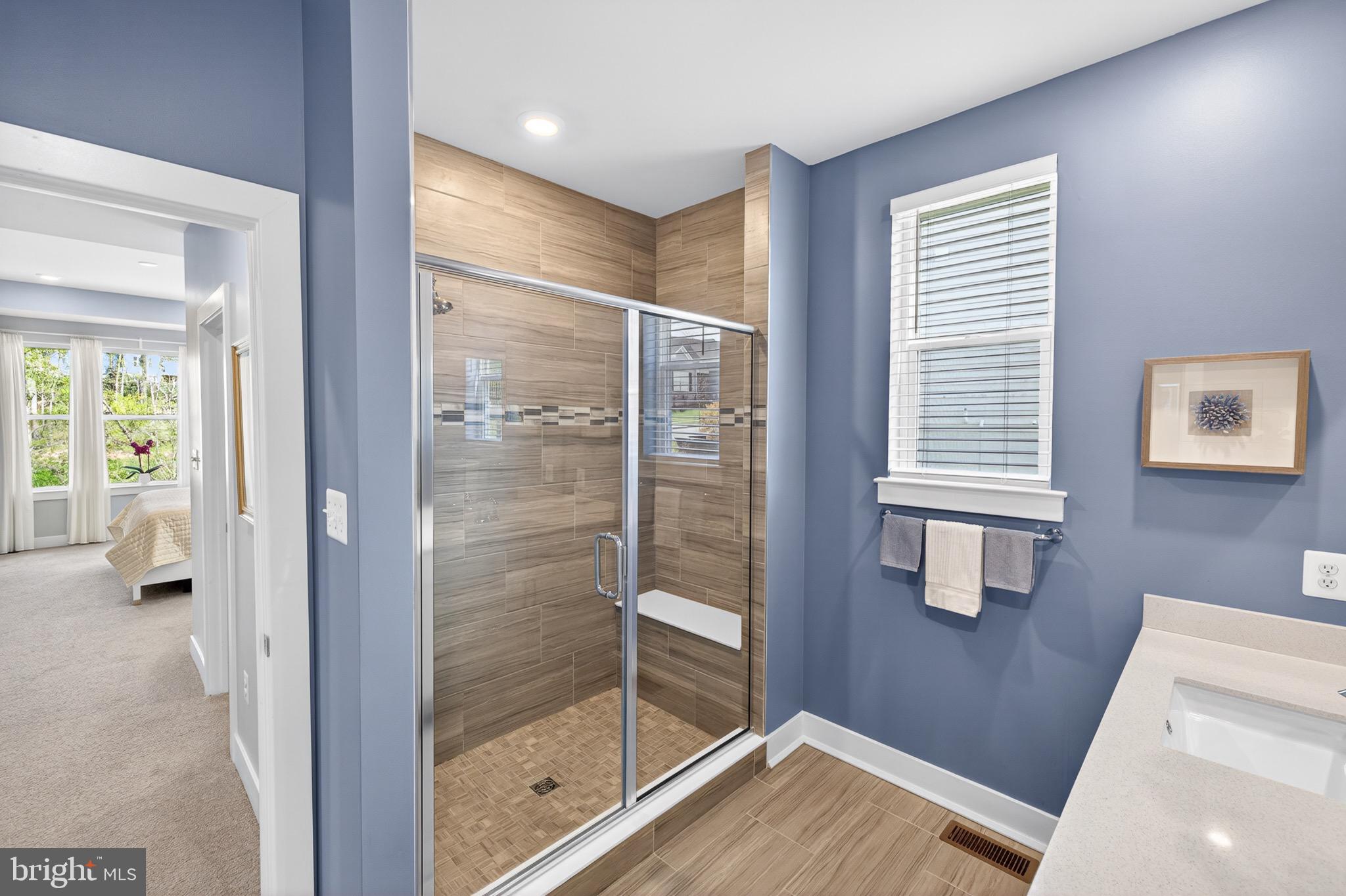 HILLVIEW - Residential