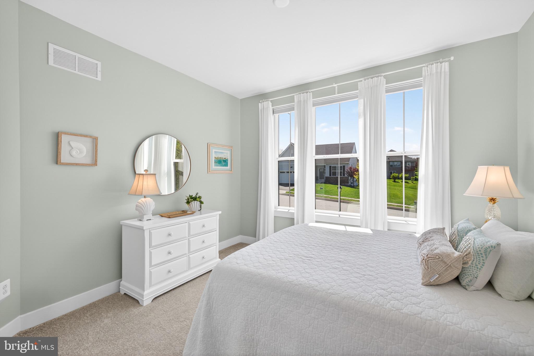 HILLVIEW - Residential