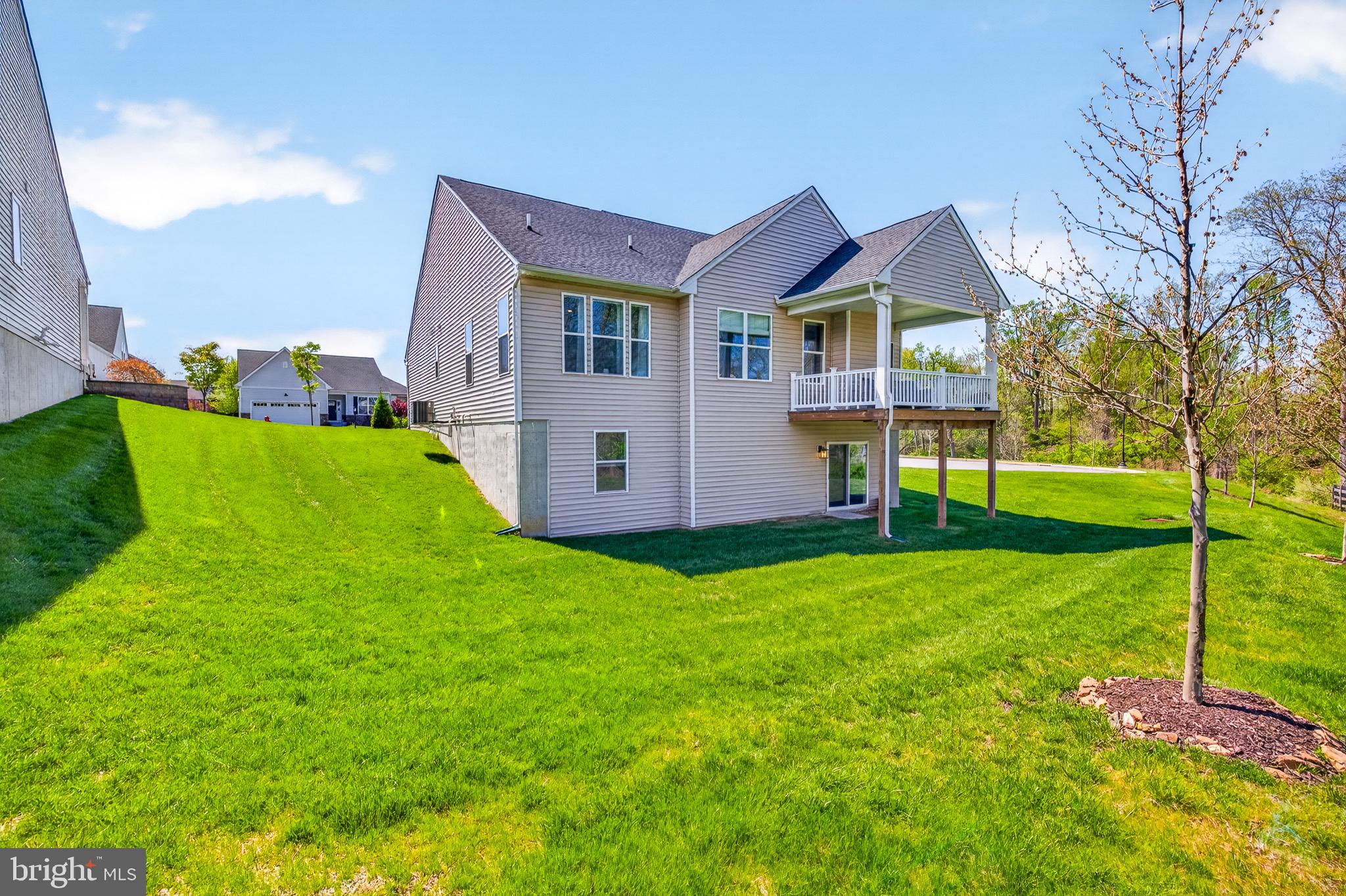 HILLVIEW - Residential