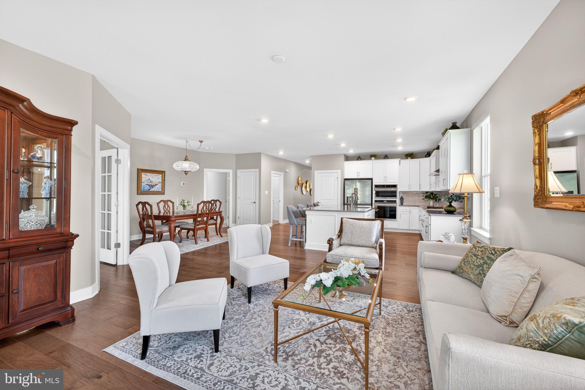 HILLVIEW - Residential