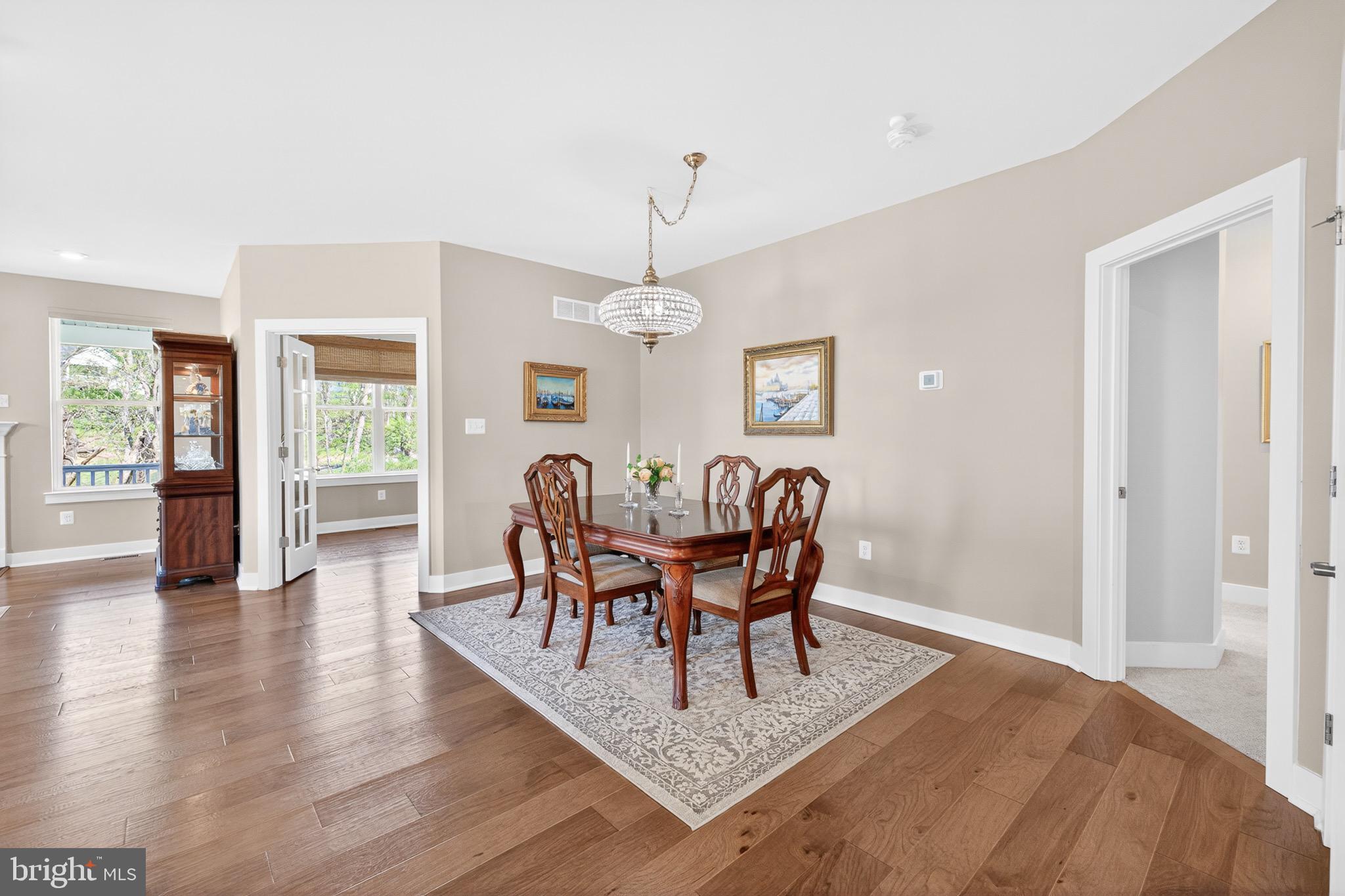 HILLVIEW - Residential