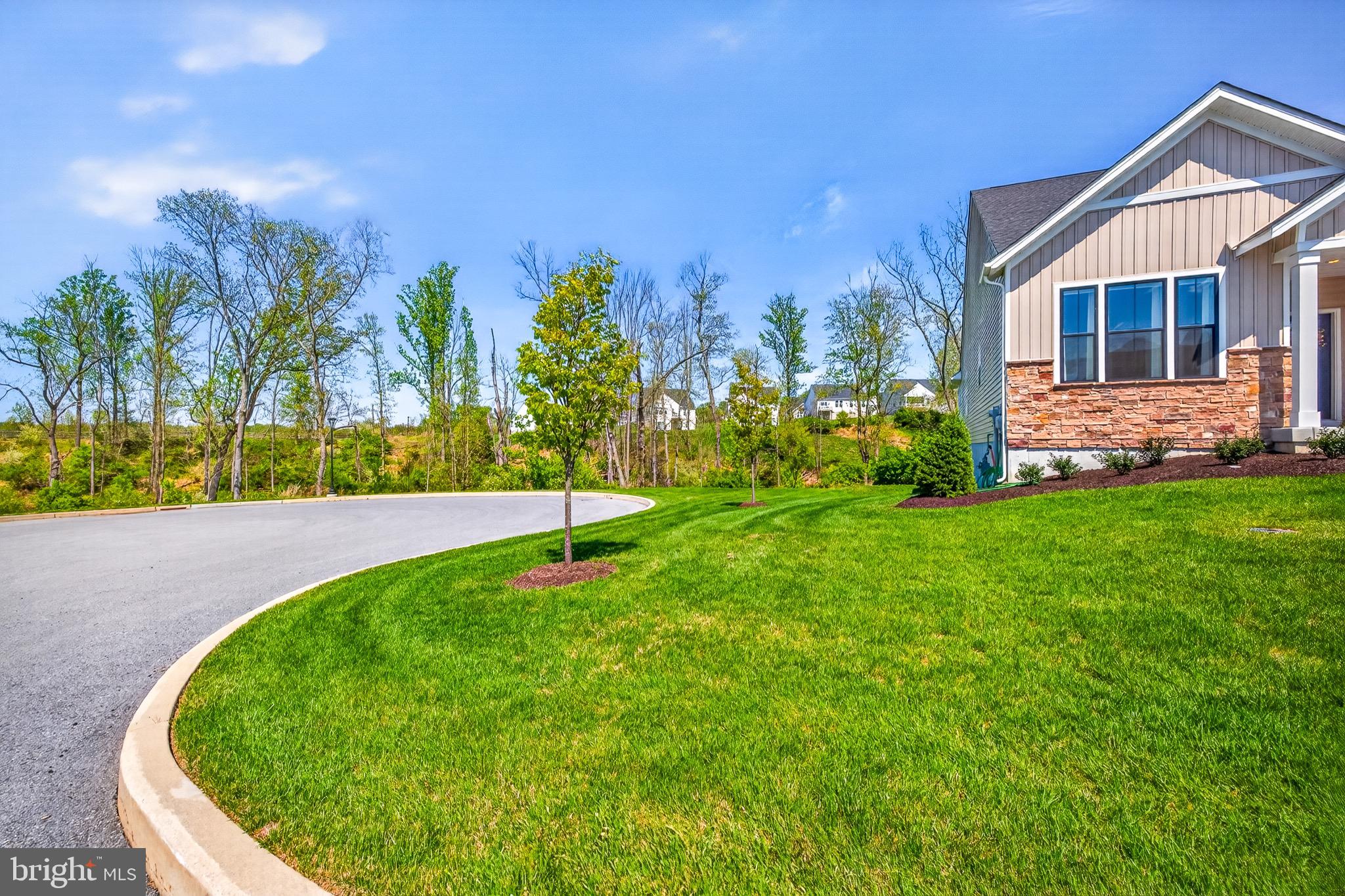 HILLVIEW - Residential