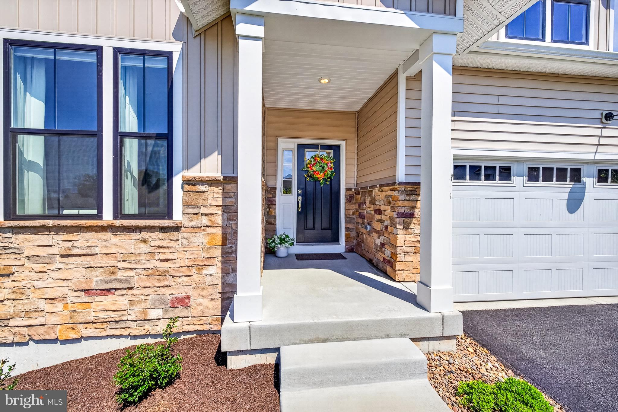 HILLVIEW - Residential