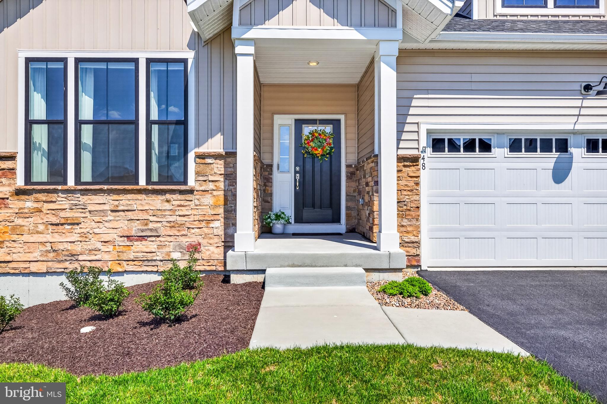 HILLVIEW - Residential