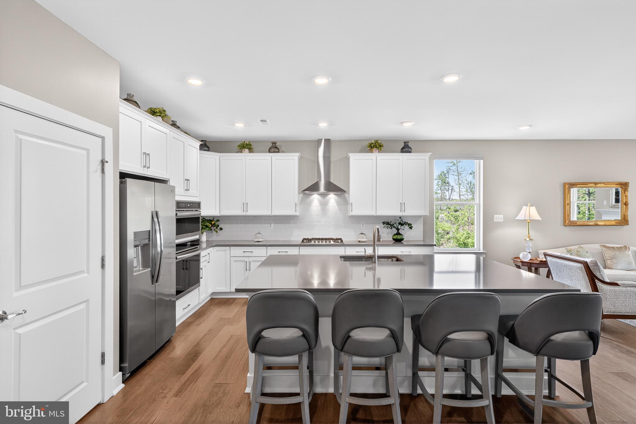 HILLVIEW - Residential