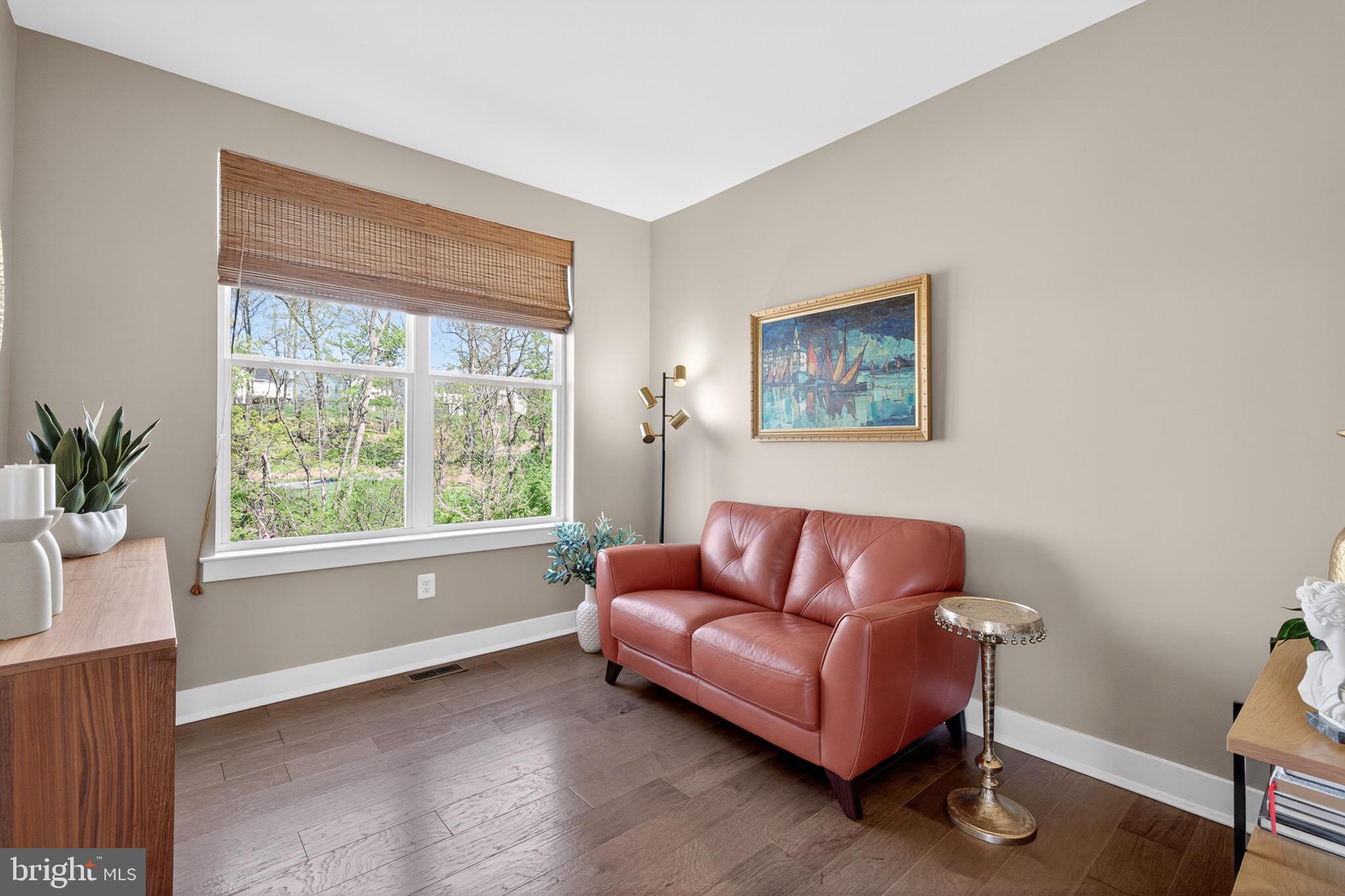 HILLVIEW - Residential