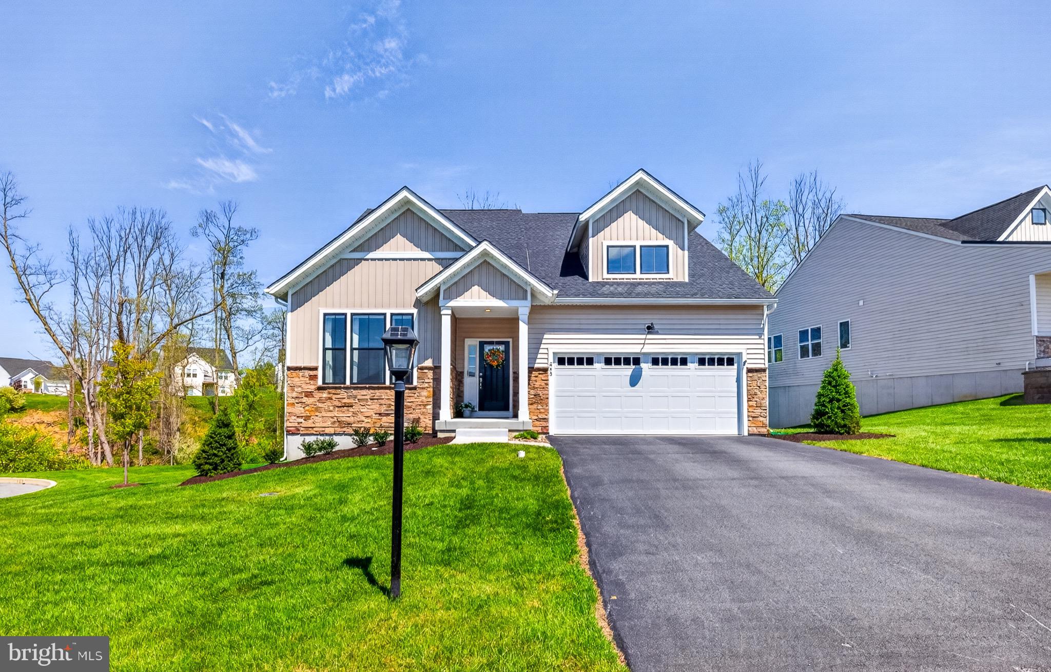 48 HERON LANE