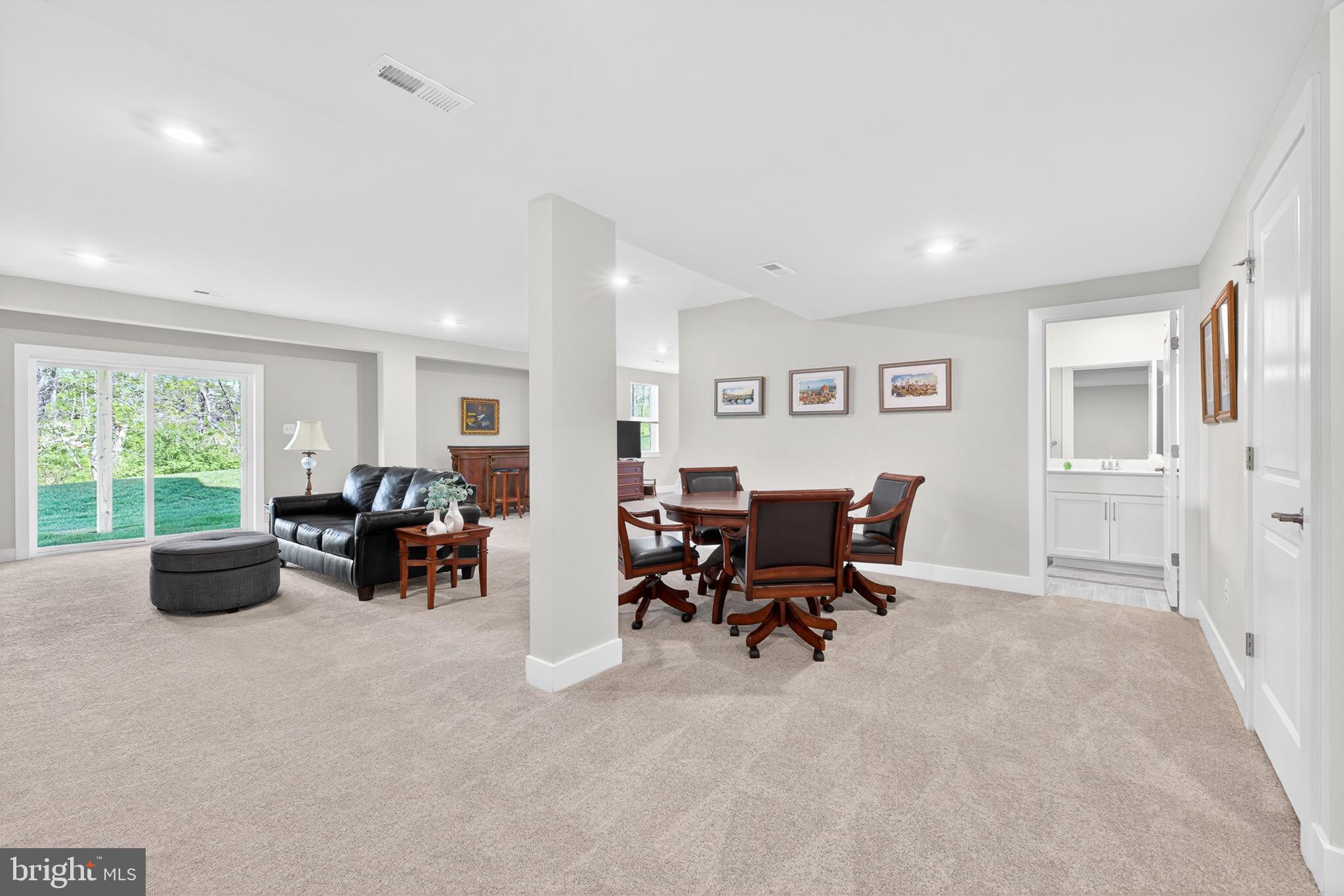 HILLVIEW - Residential