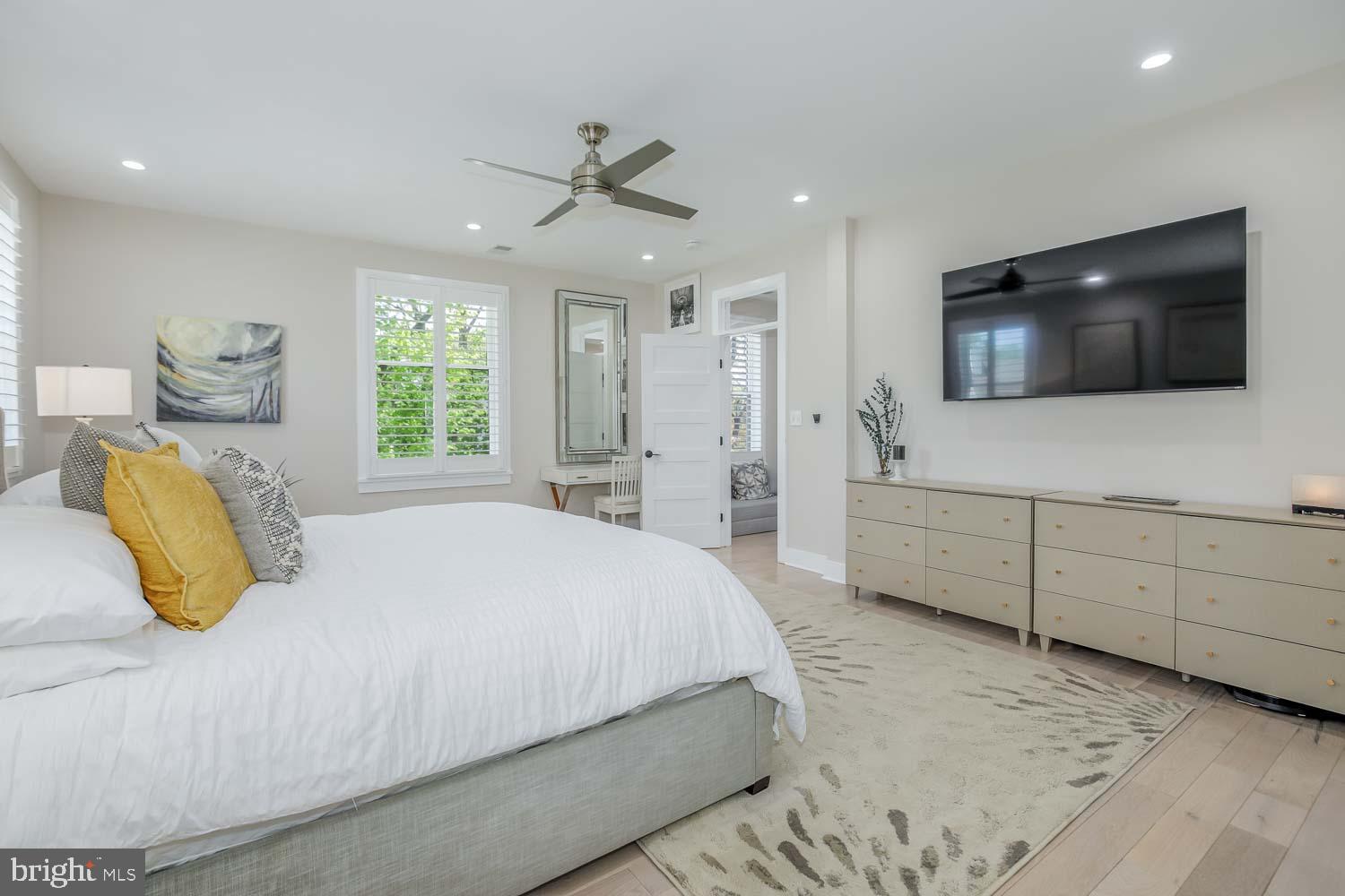 GLEN MAR PARK - Residential