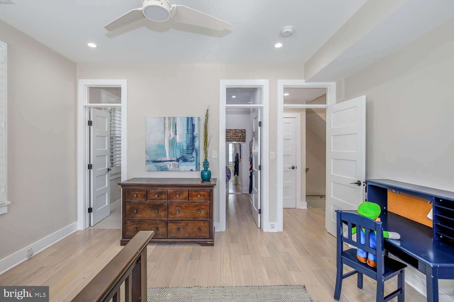 GLEN MAR PARK - Residential