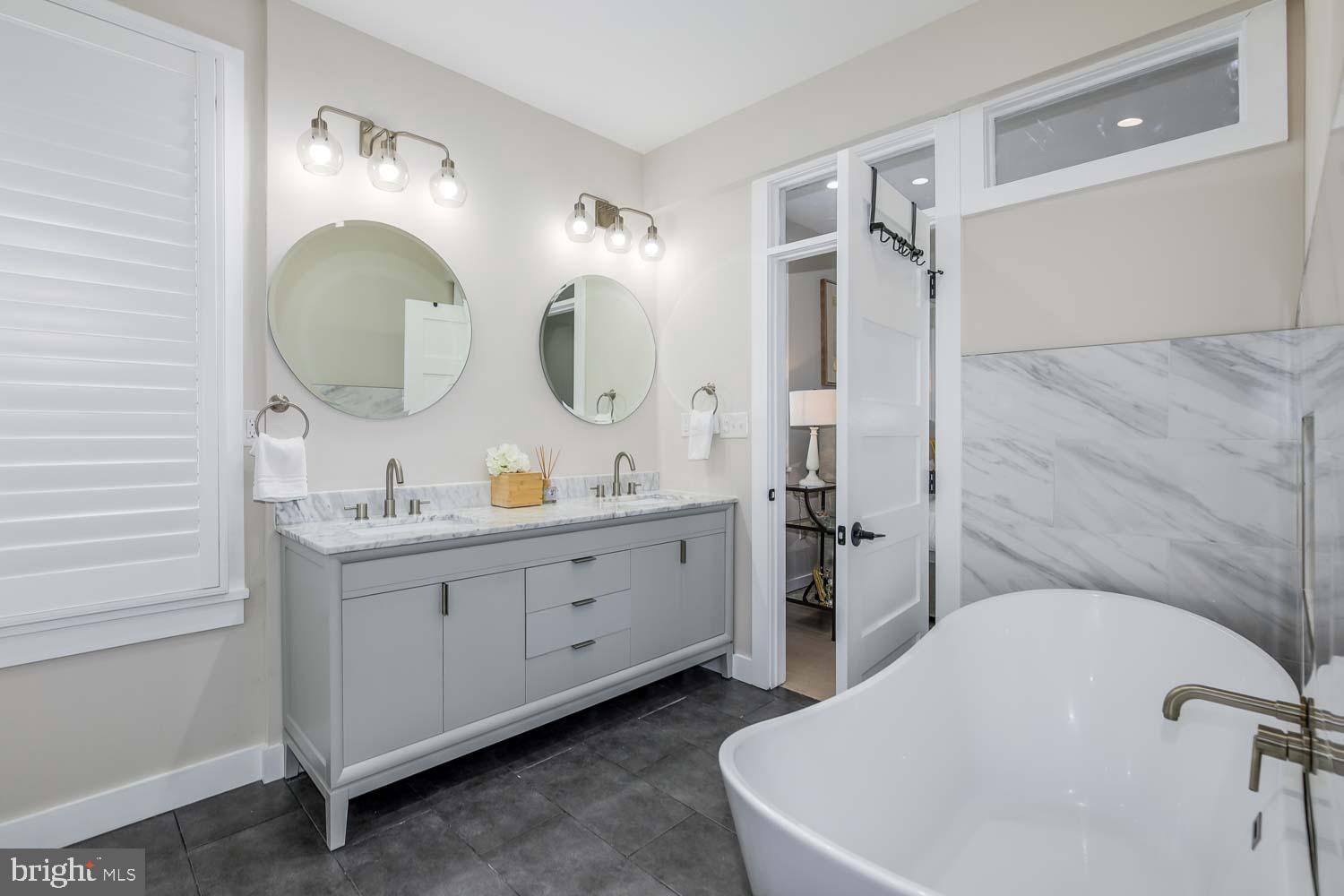 GLEN MAR PARK - Residential