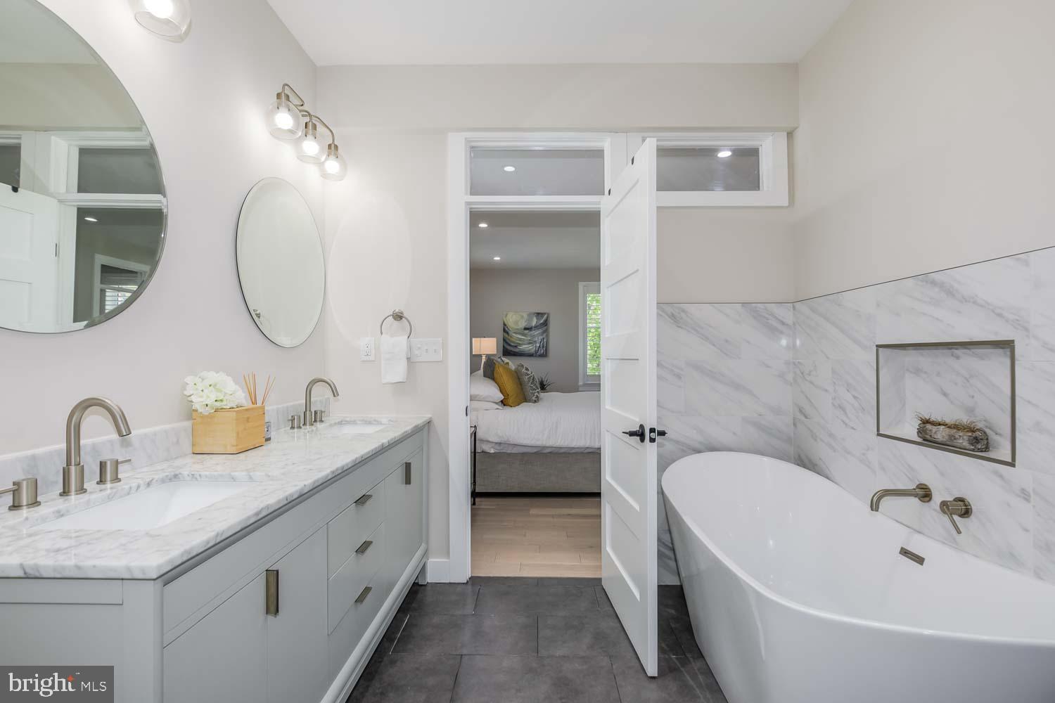 GLEN MAR PARK - Residential