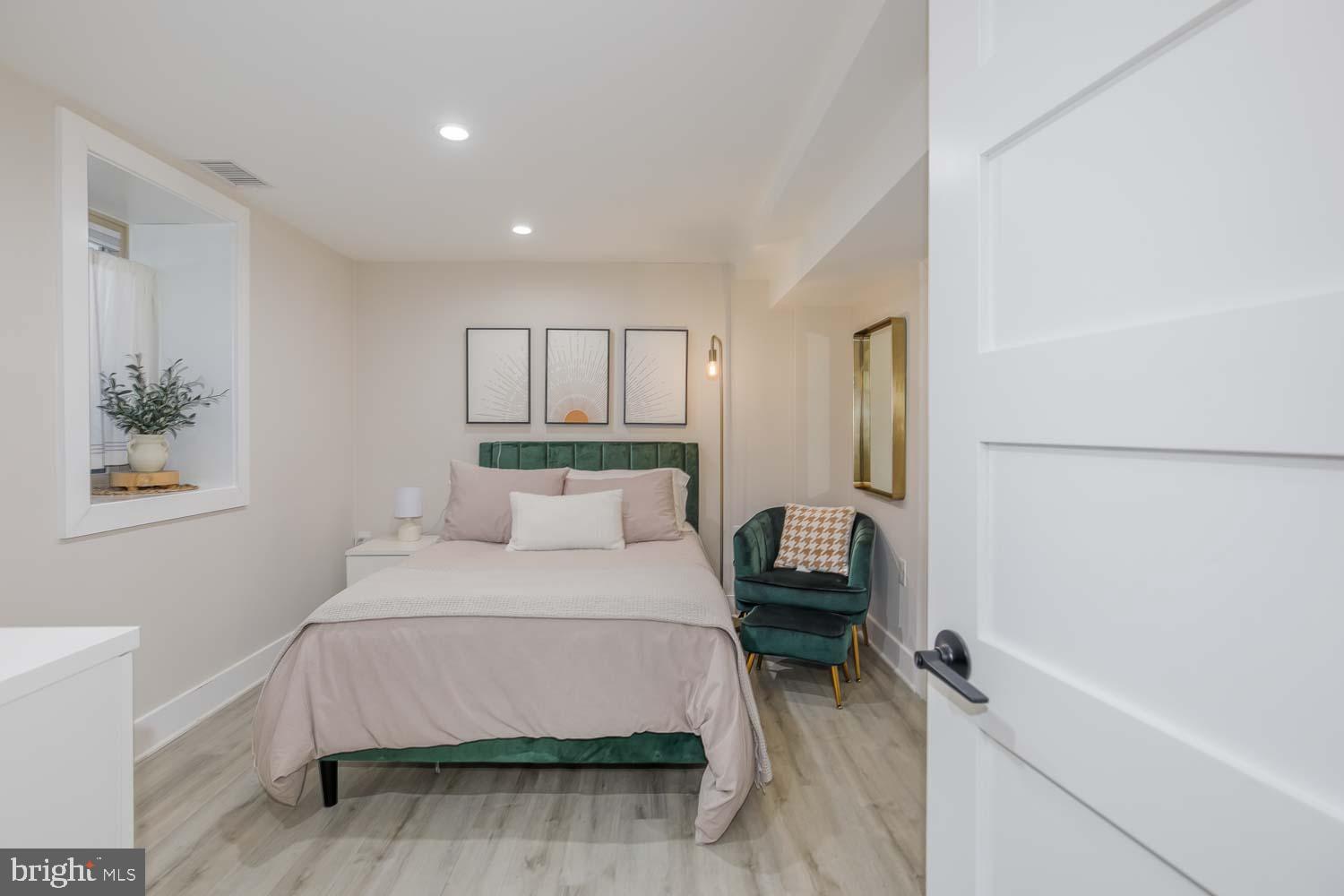 GLEN MAR PARK - Residential