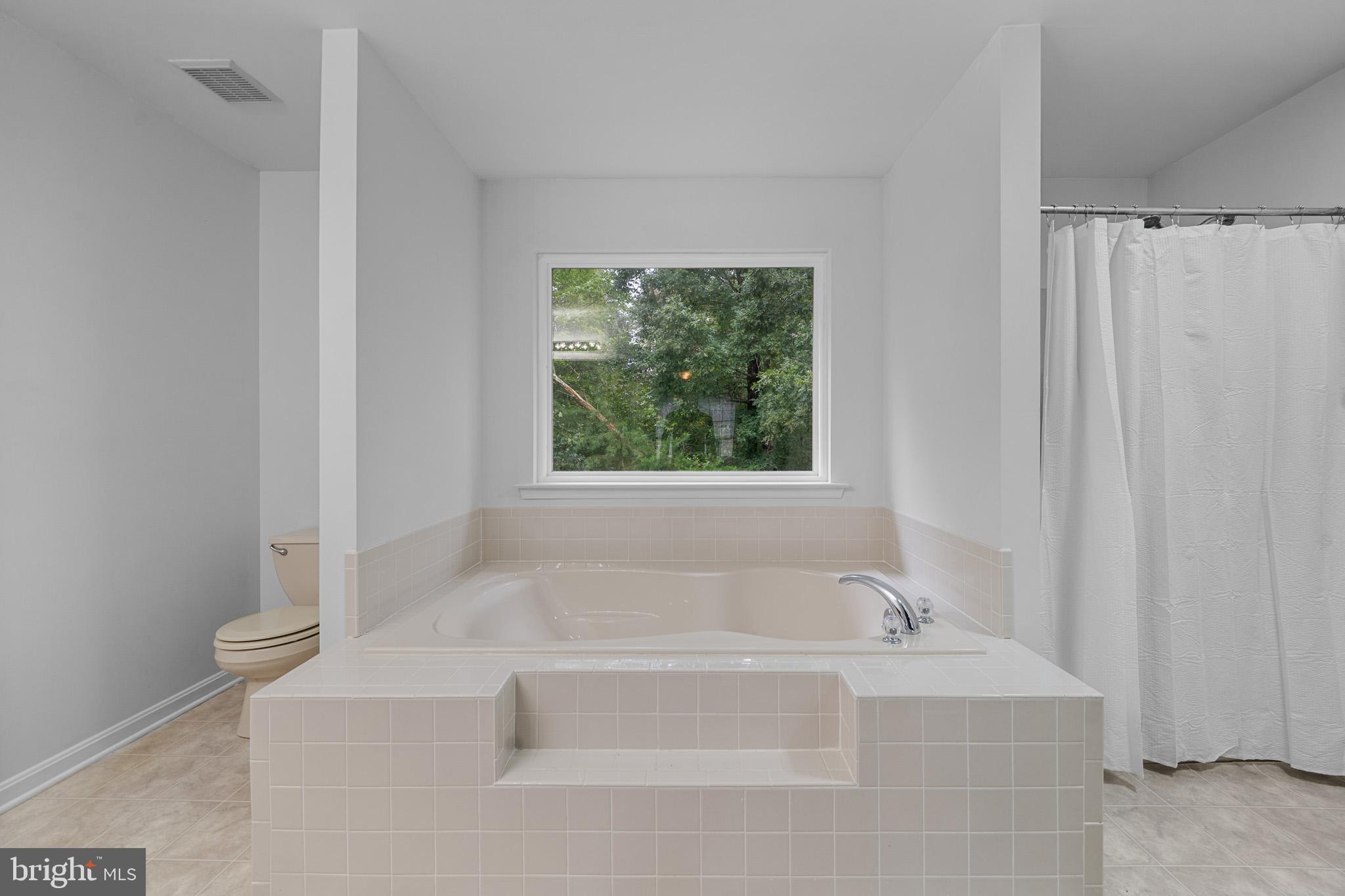 KINGSTON - Residential