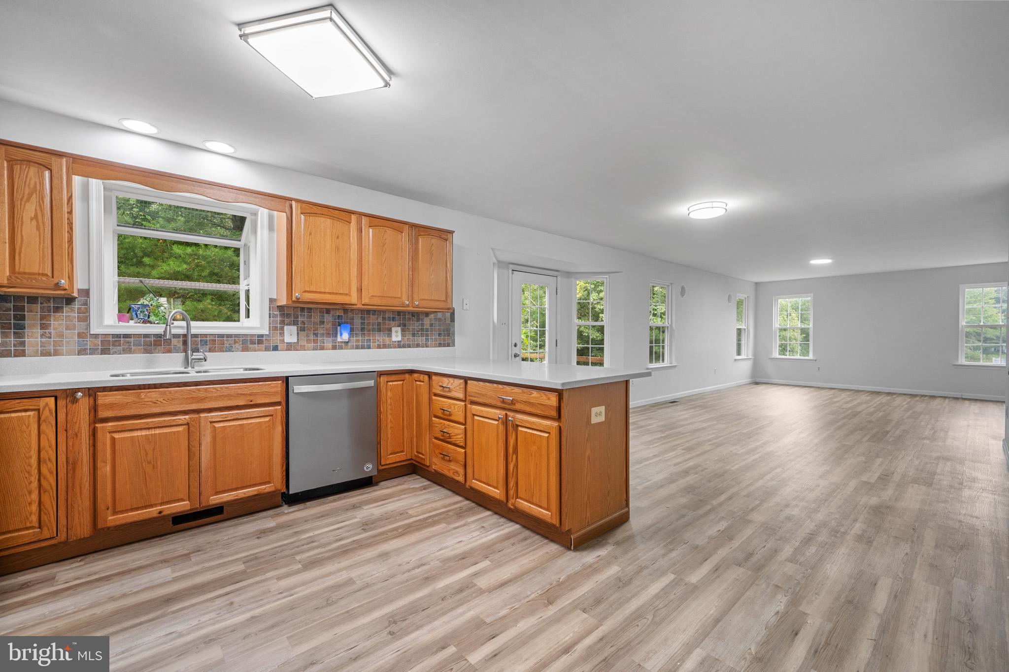 KINGSTON - Residential