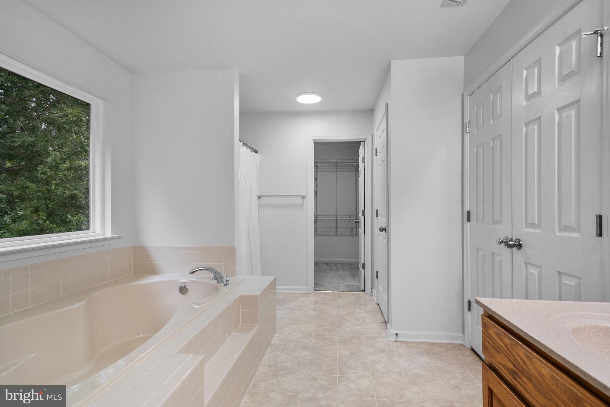 KINGSTON - Residential