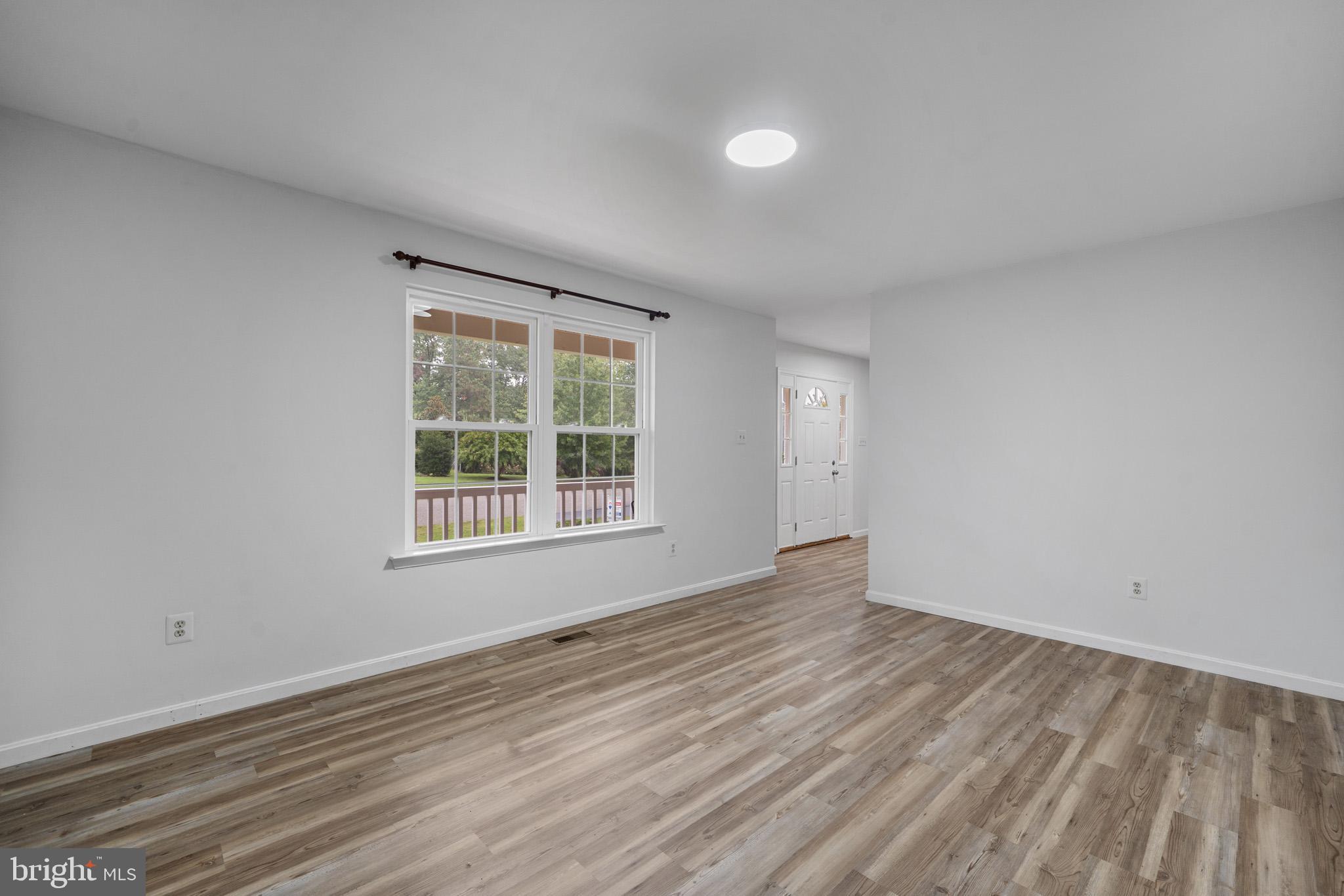 KINGSTON - Residential