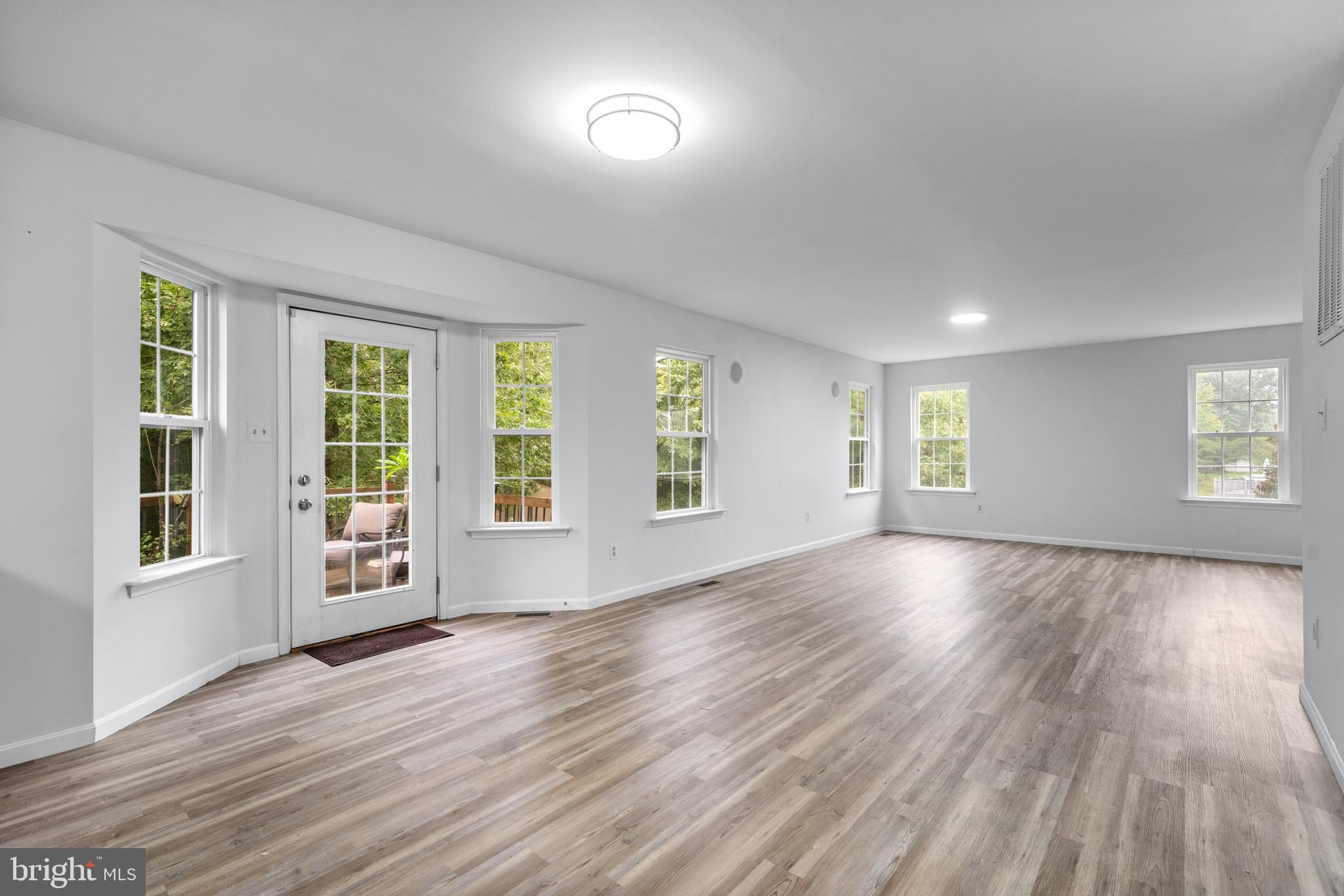 KINGSTON - Residential