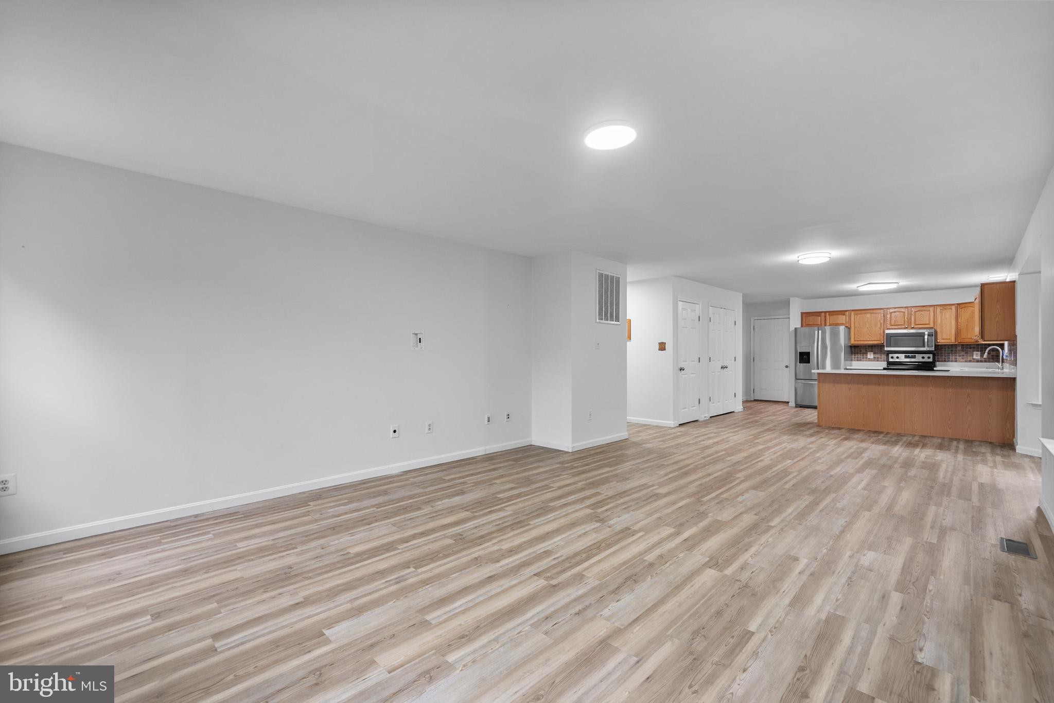 KINGSTON - Residential