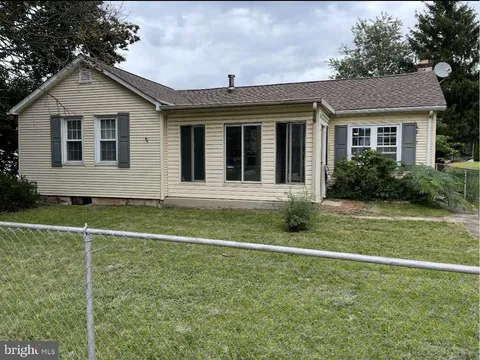 1109 Center Avenue, Pottstown, PA MLS: PAMC2133190