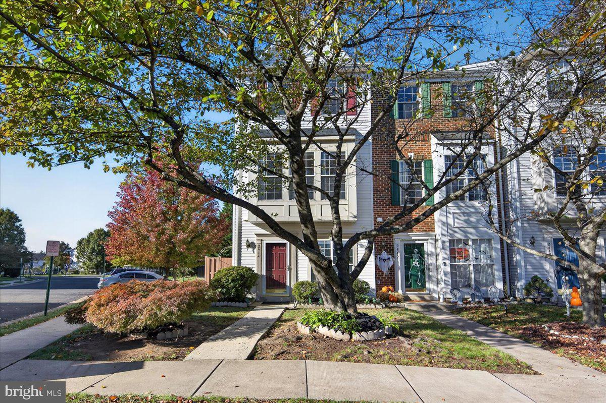 2444 CORN CRIB COURT
