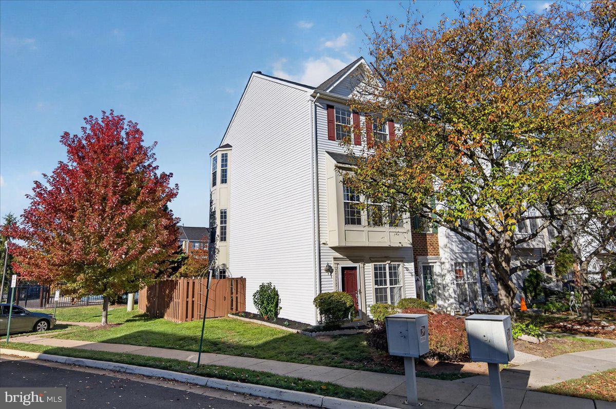 2444 CORN CRIB COURT