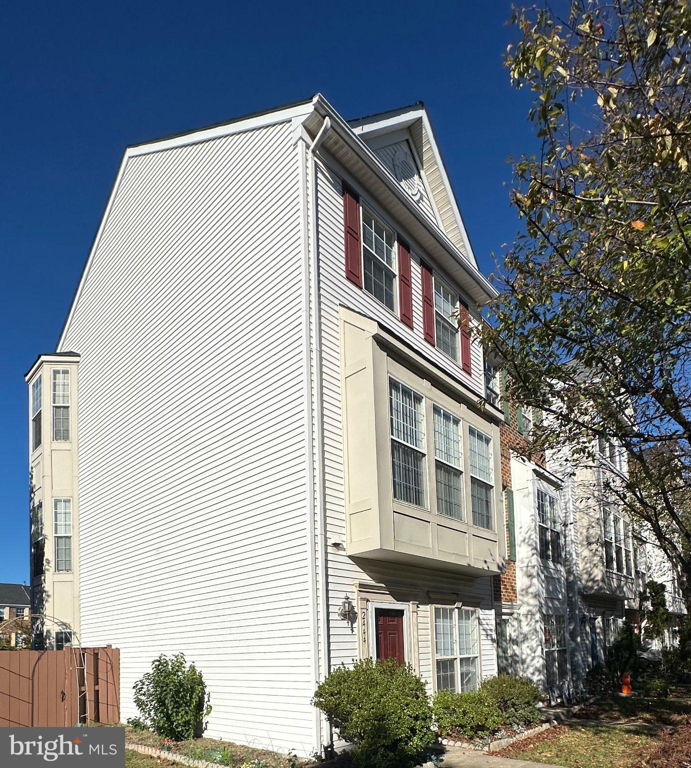 2444 CORN CRIB COURT