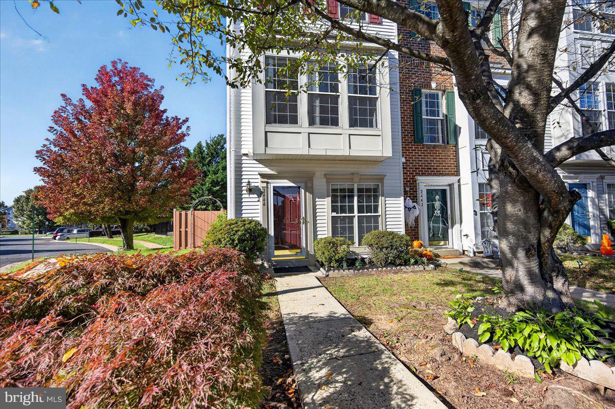 2444 CORN CRIB COURT