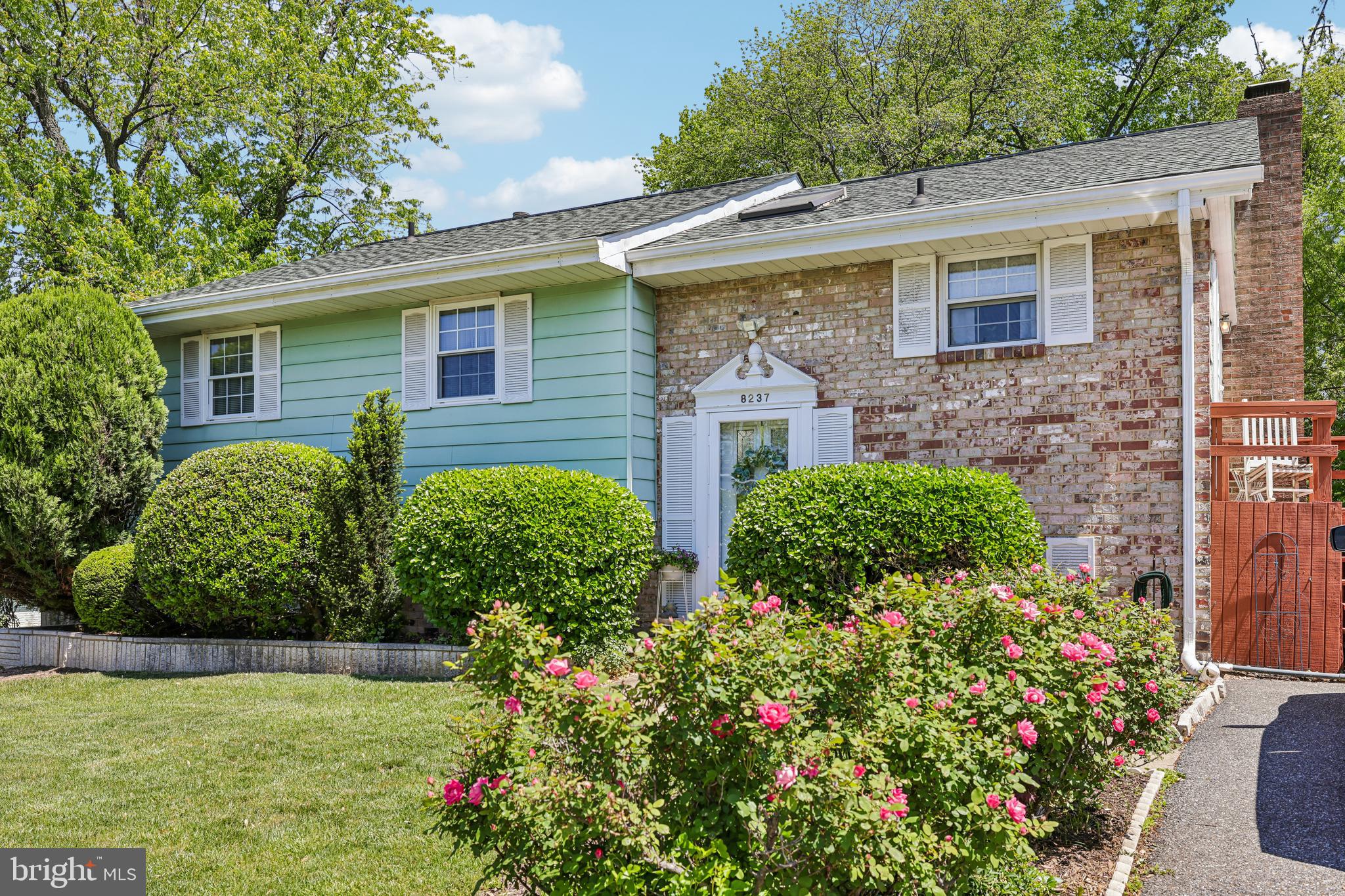 VILLAGE OF OLDE MILL - Residential