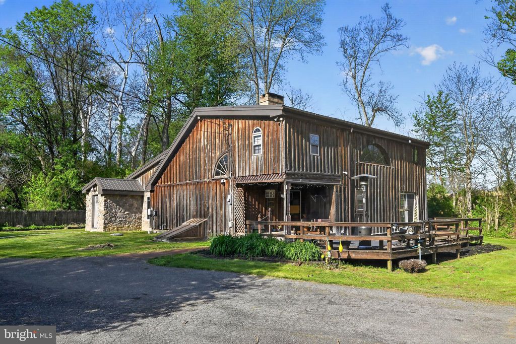 Photo of 4311 Marietta Avenue, COLUMBIA, PA 17512 (MLS # PALA2086942)