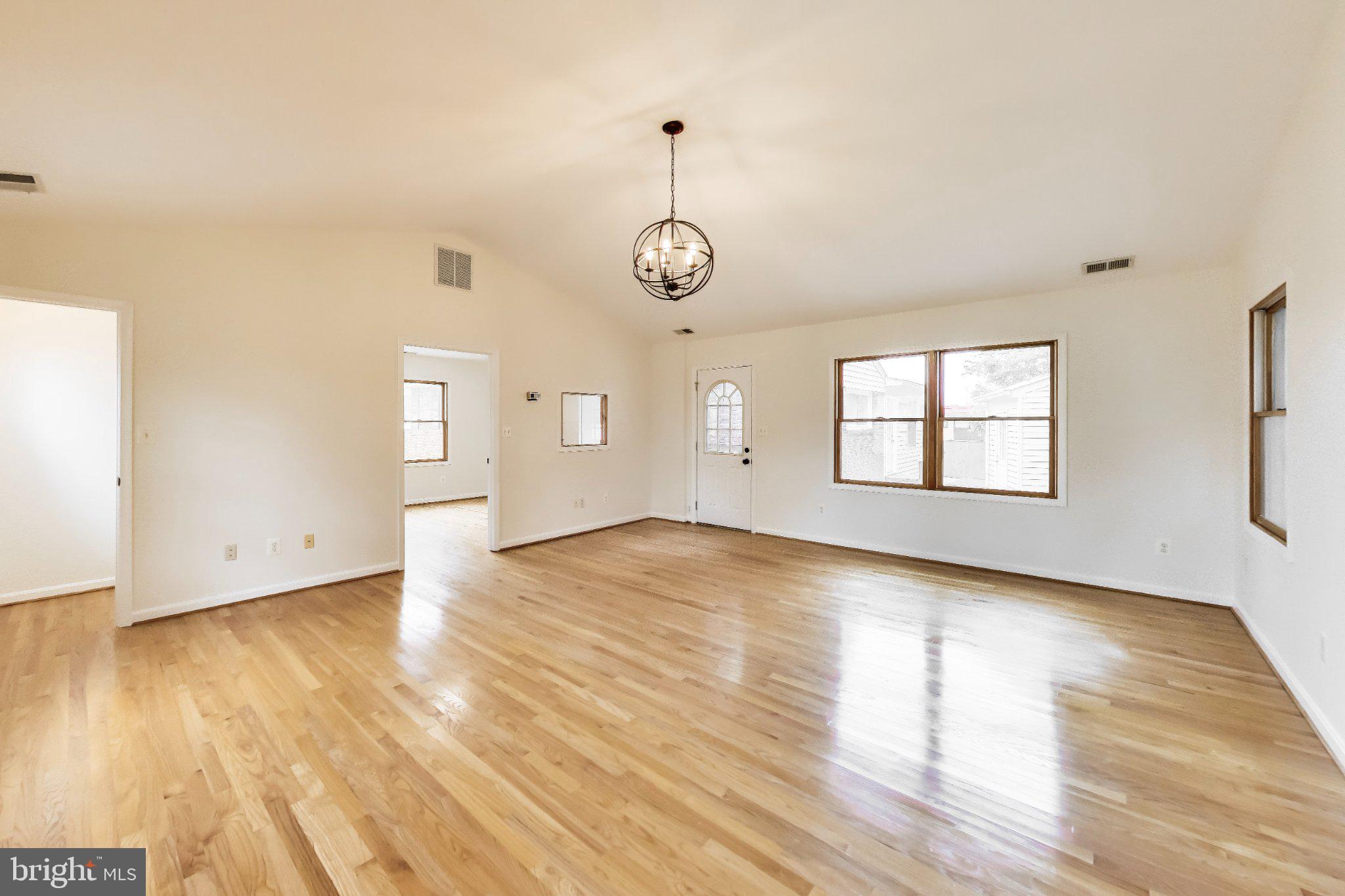 MARYMOUNT - Residential