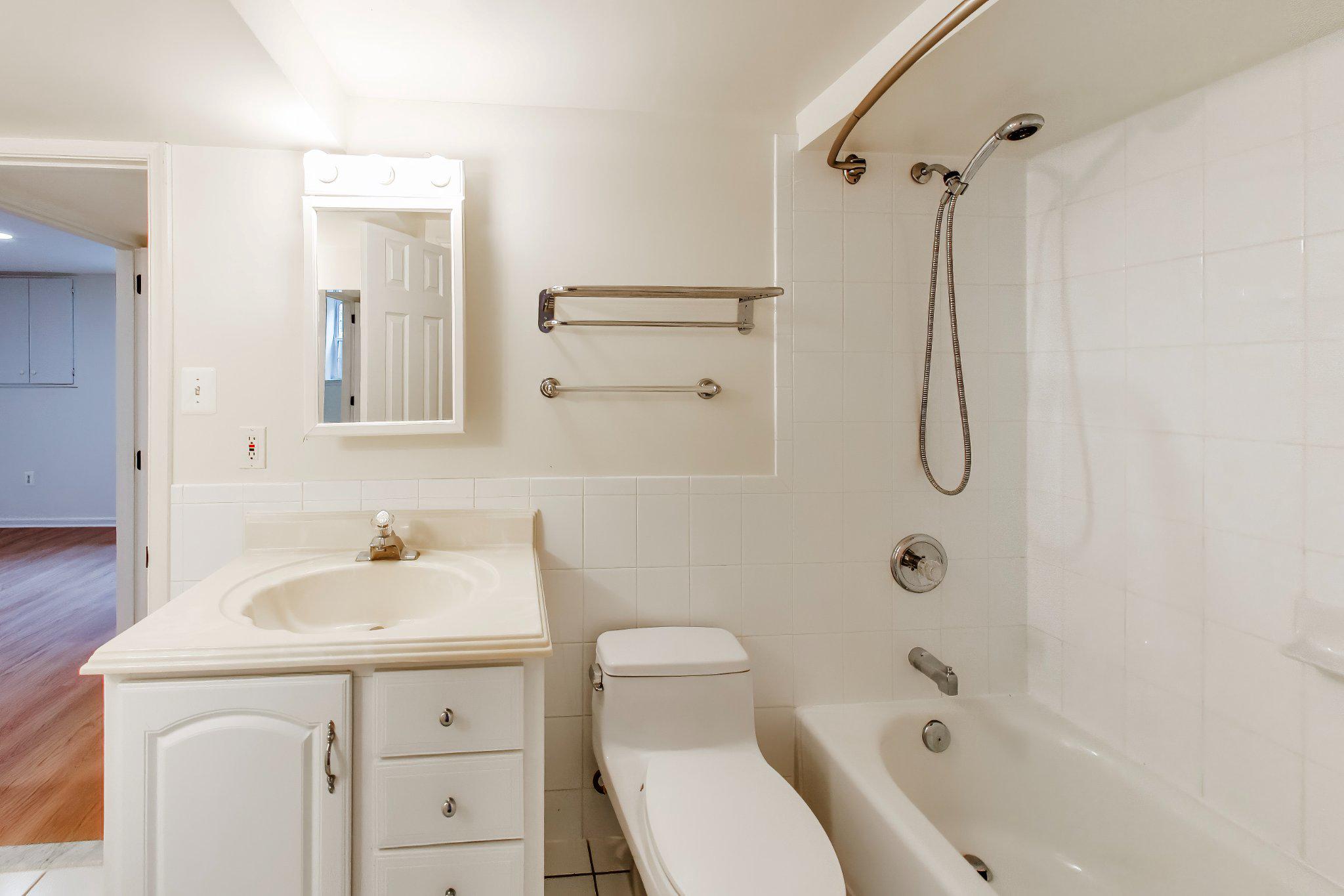 MARYMOUNT - Residential