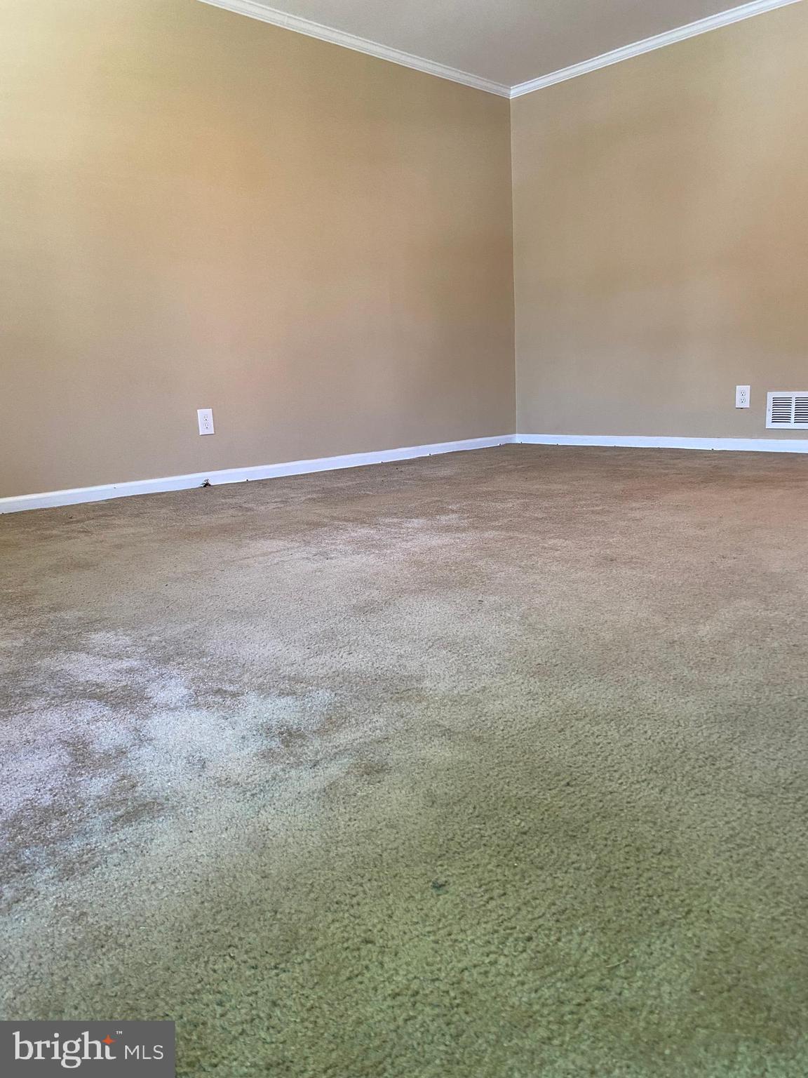 EASTFIELD - Residential Lease