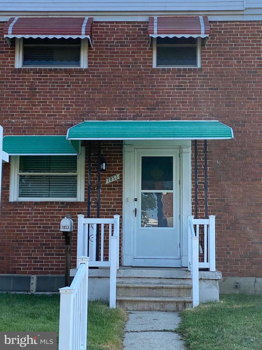 What a terrific and well maintained & renovated, classic row home in Dundalk! Absolutely fantastic 
eat-in kitchen renovated in 2017! Granite, stainless steel, gas range, large island, wood/laminate
flooring, tile backsplash and more! You do not see many rentals that look this good and offer so much! Updated bath - feels brand new!  A private parking pad in back and even street parking as well!  Basement has lots of storage space!  **This rental is move-in ready and available now! Don't wait - come see today! Tenants will reimburse the landlord for water.  Strictly No Smoking ,  & Pets on a case by case basis.
Anyone with credit UNDER 625 need not apply.