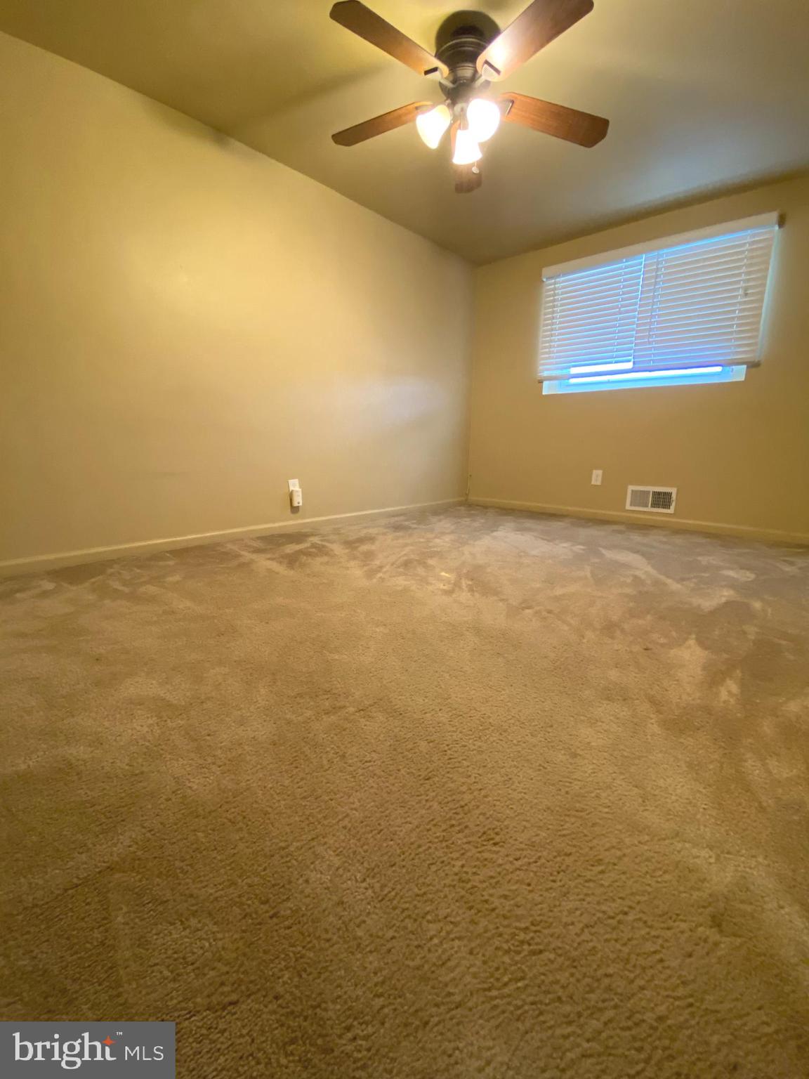 EASTFIELD - Residential Lease