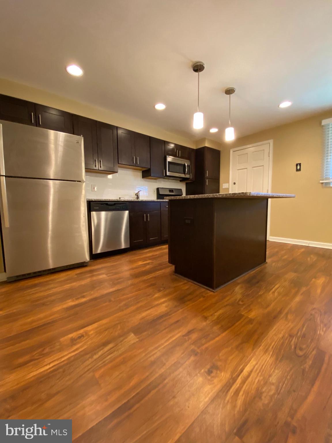 EASTFIELD - Residential Lease