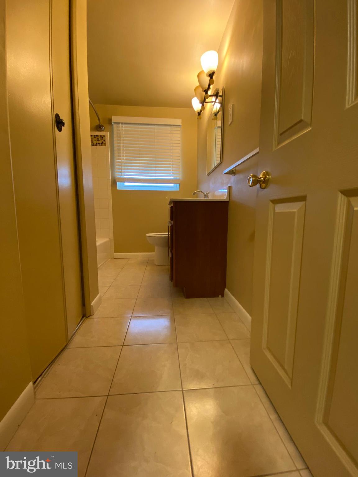 EASTFIELD - Residential Lease