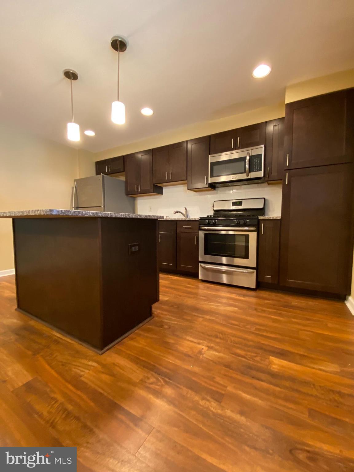 EASTFIELD - Residential Lease