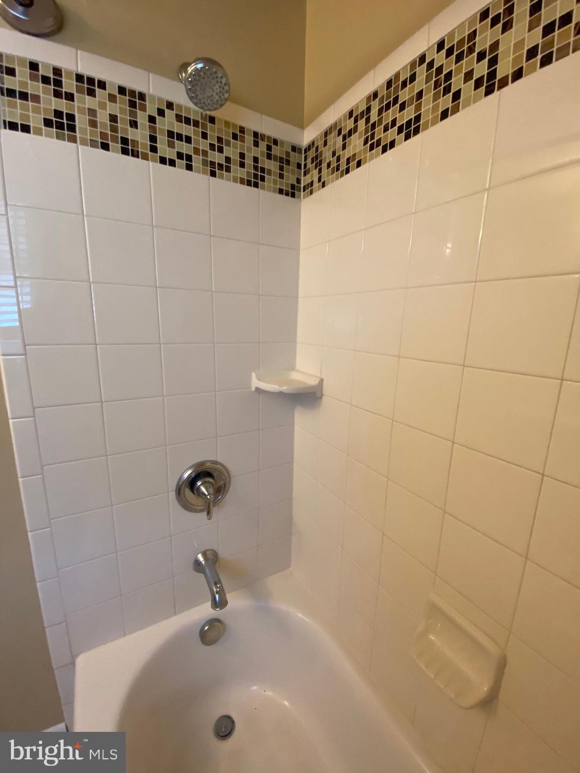 EASTFIELD - Residential Lease