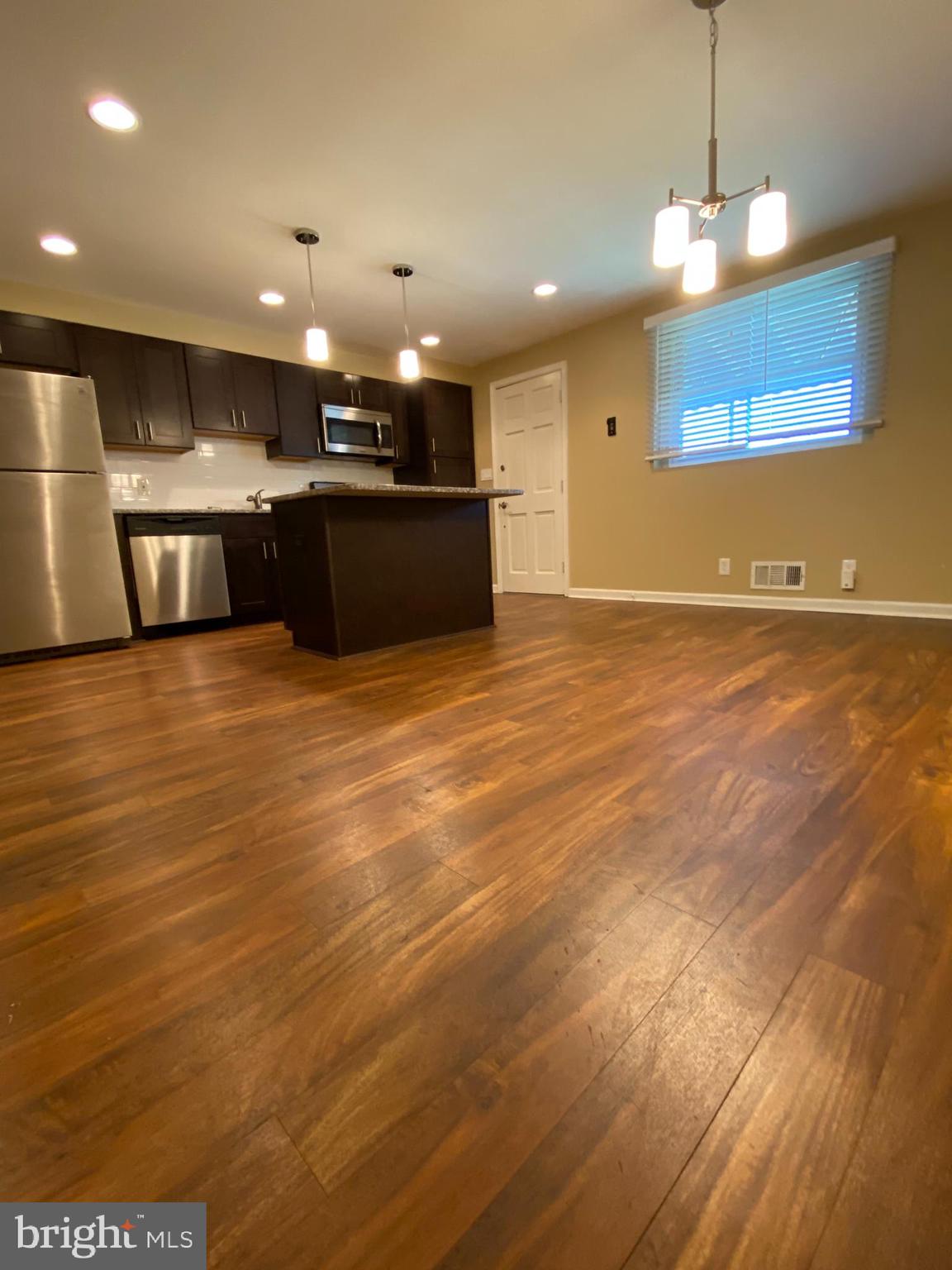 EASTFIELD - Residential Lease