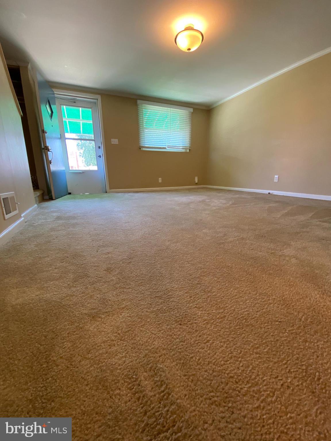 EASTFIELD - Residential Lease