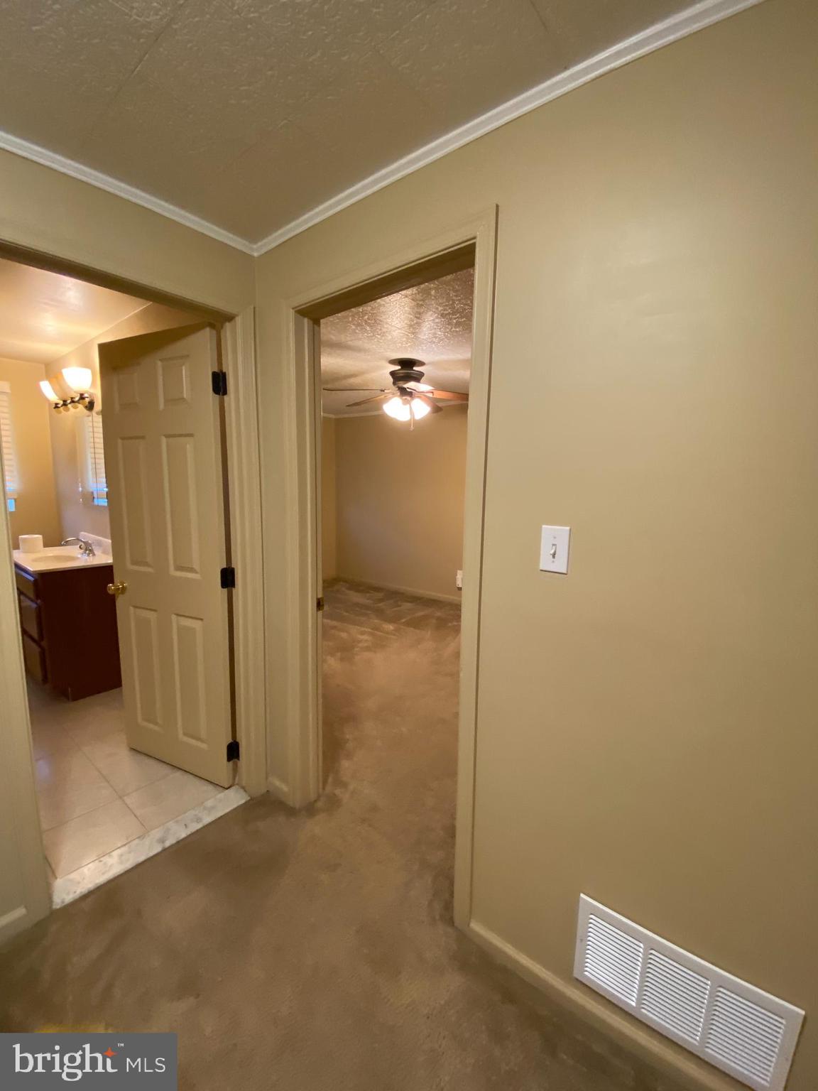 EASTFIELD - Residential Lease