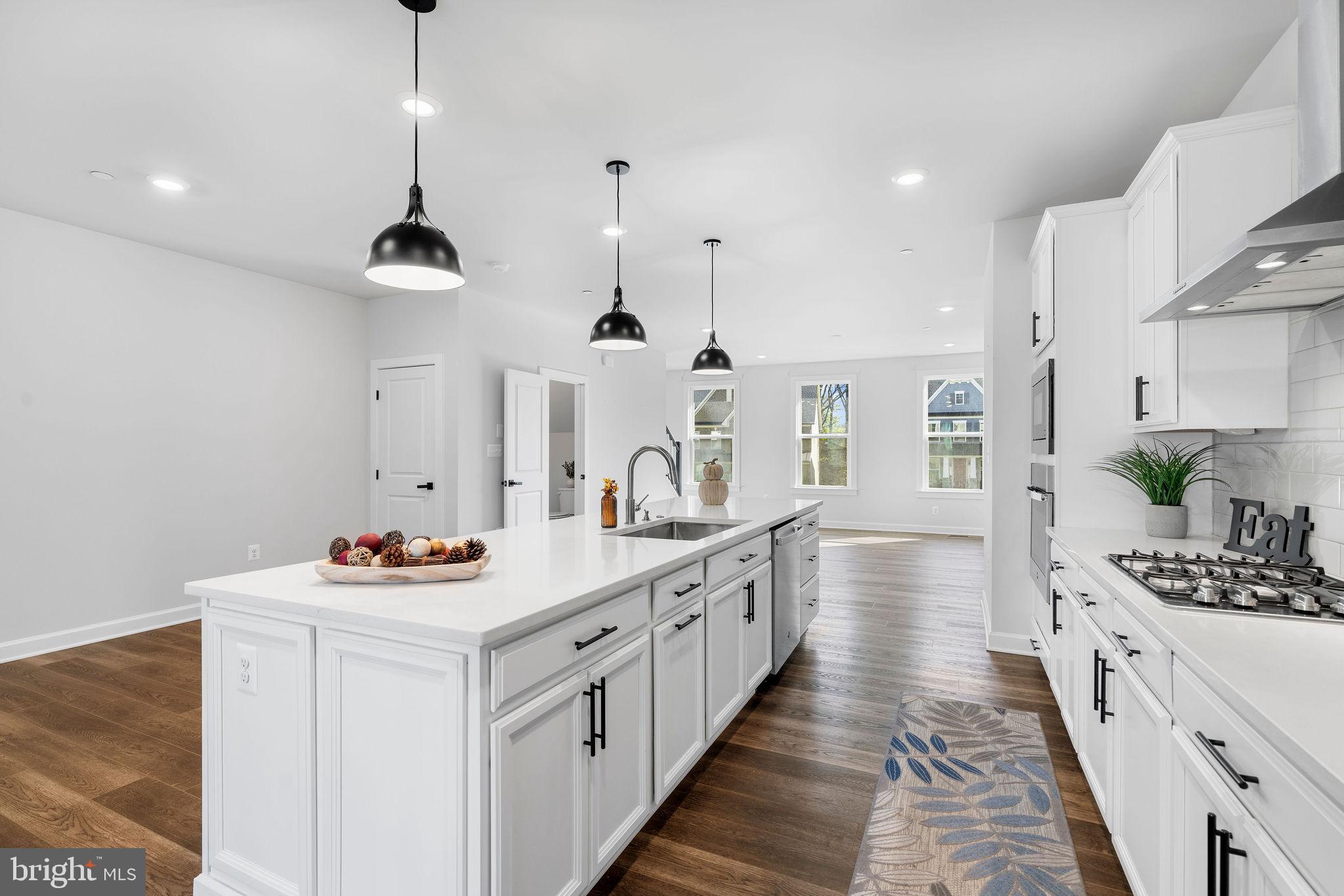 CEDAR CREEK - Residential